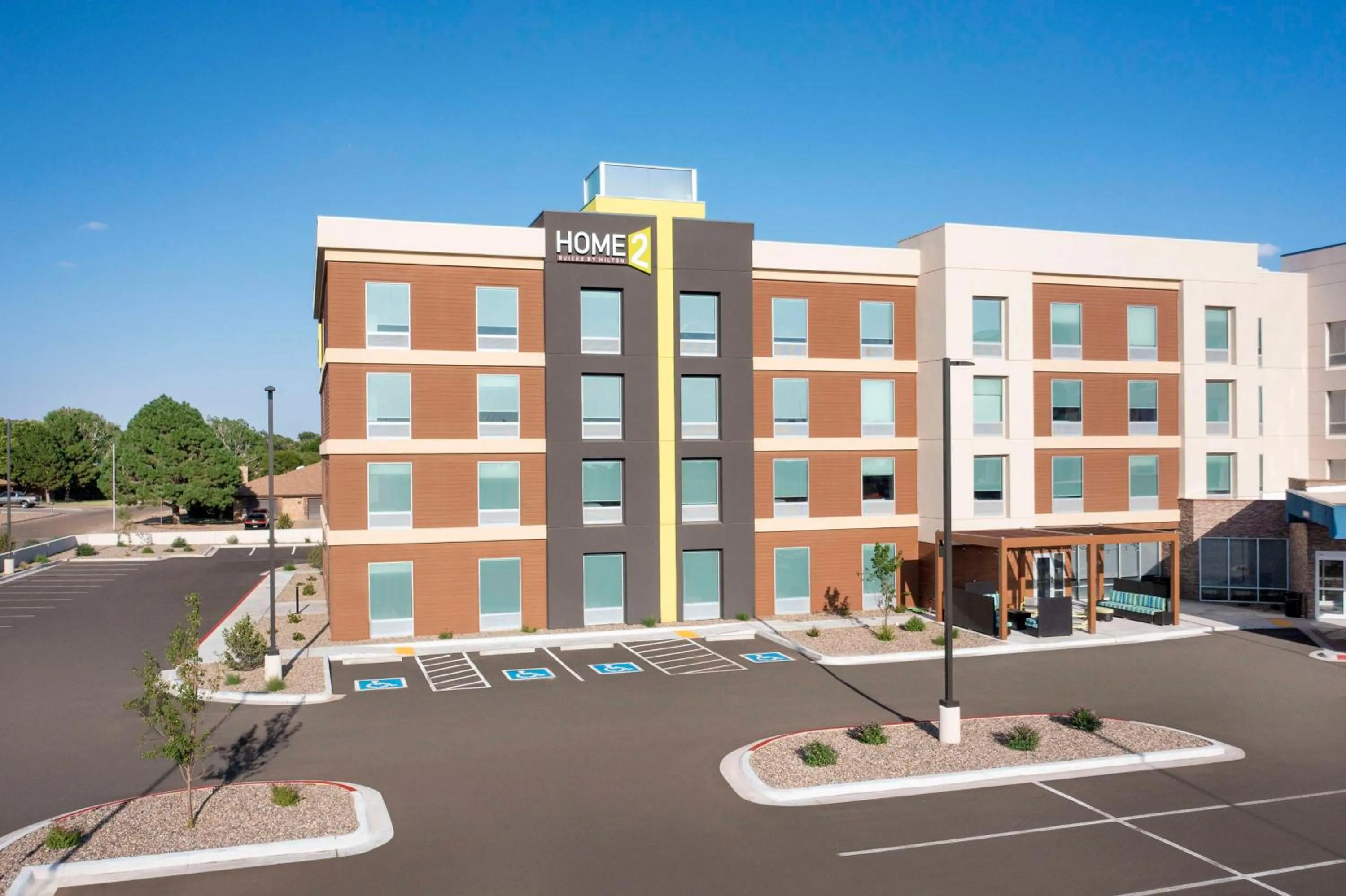 Property building in Home2 Suites By Hilton Clovis