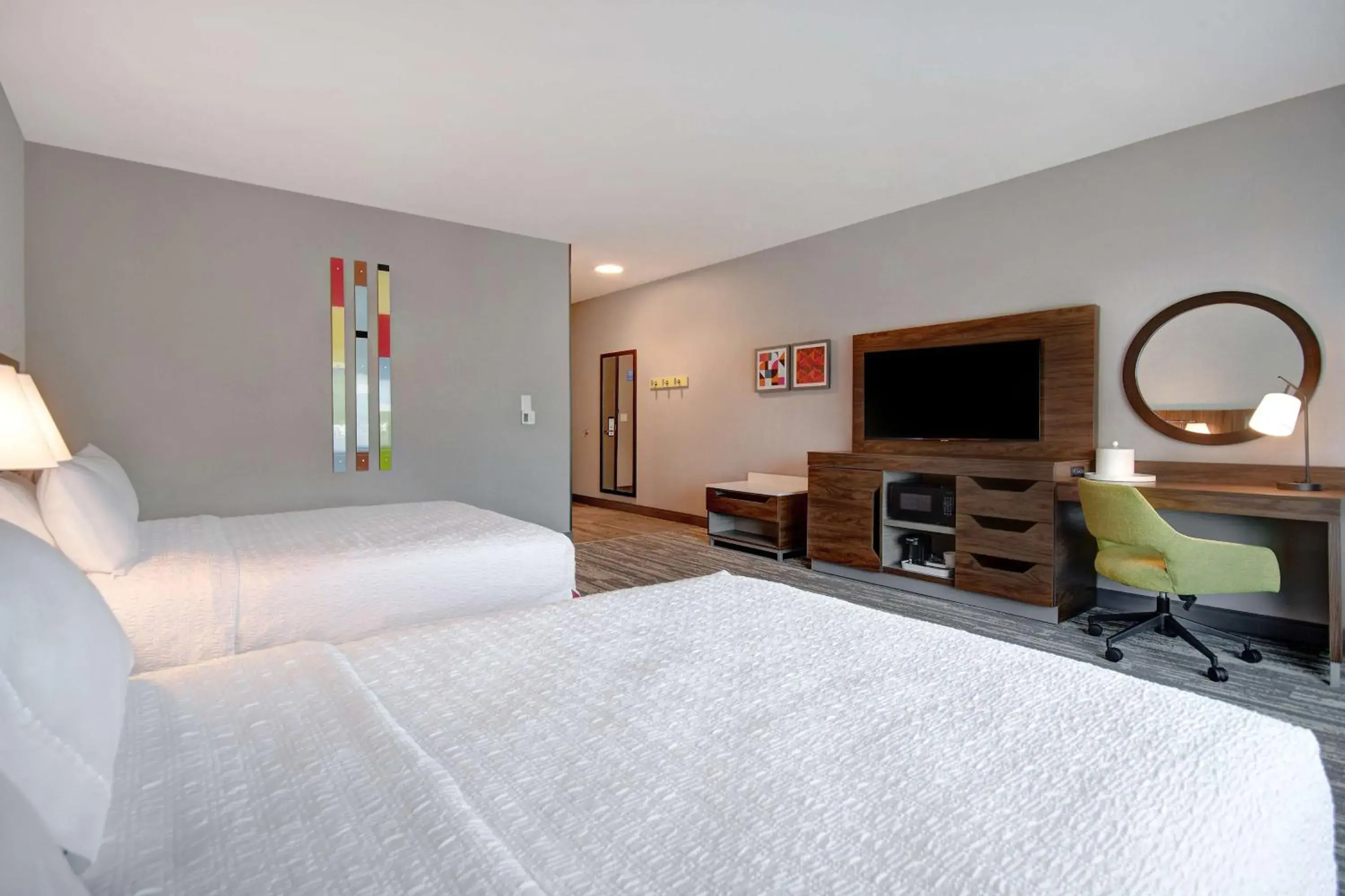 Queen Room with Two Queen Beds - Hearing Access in Hampton Inn & Suites By Hilton Rancho Cucamonga Queen Room with Two Queen Beds - Hearing Access in Hampton Inn & Suites By Hilton Rancho Cucamonga