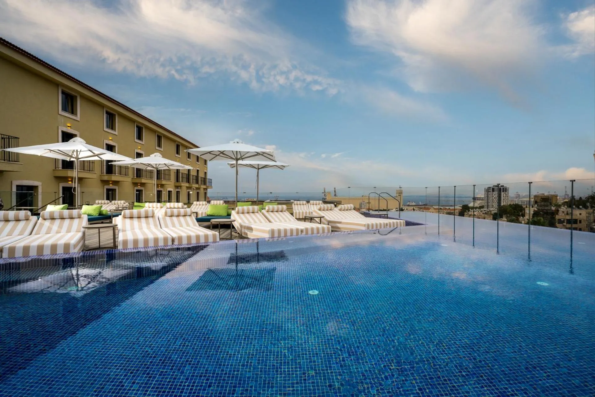 Swimming pool in Hotel Botanica- Limited Edition By Fattal