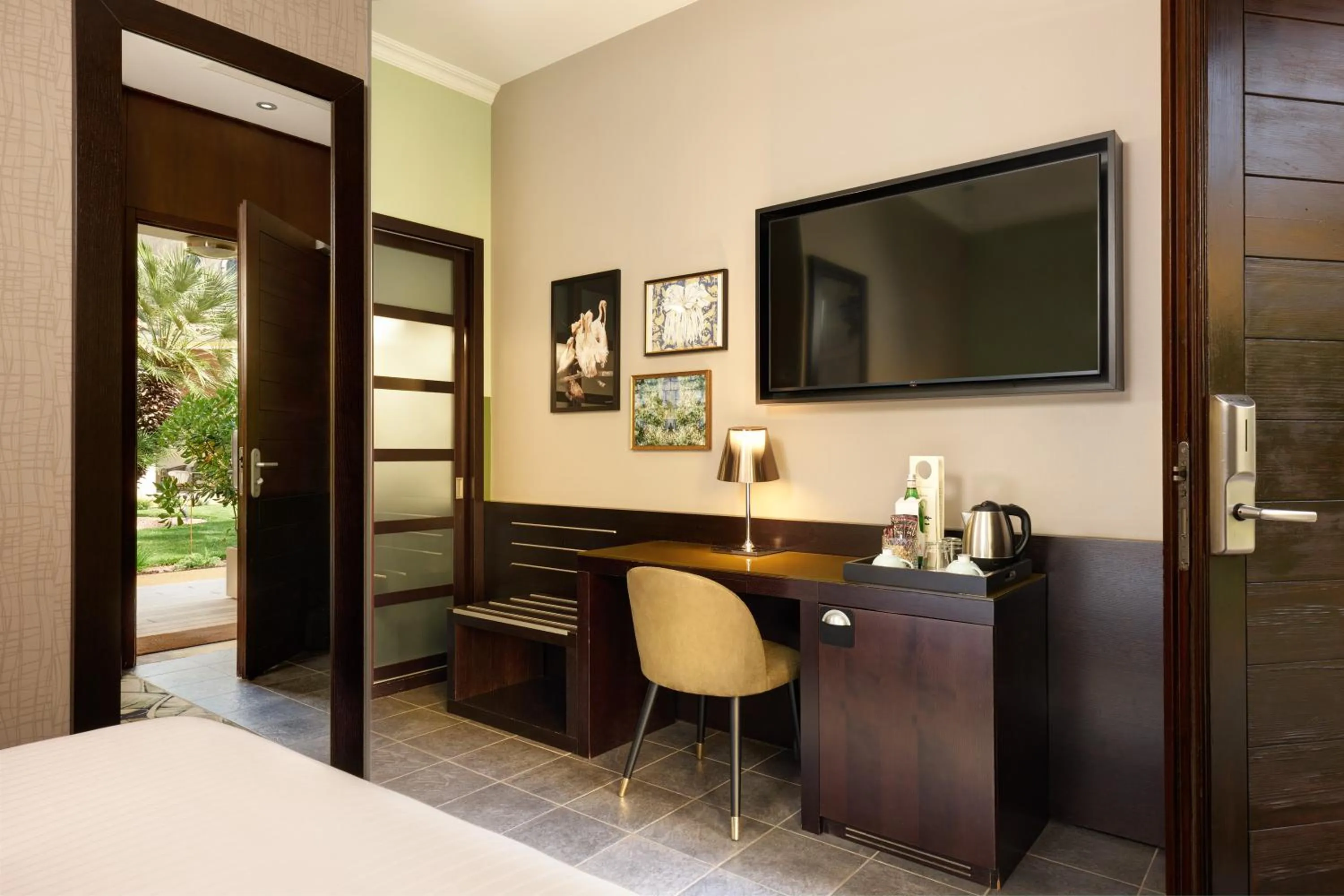 Photo of the whole room, Bed in Hotel Indigo Venice - Sant'Elena by IHG