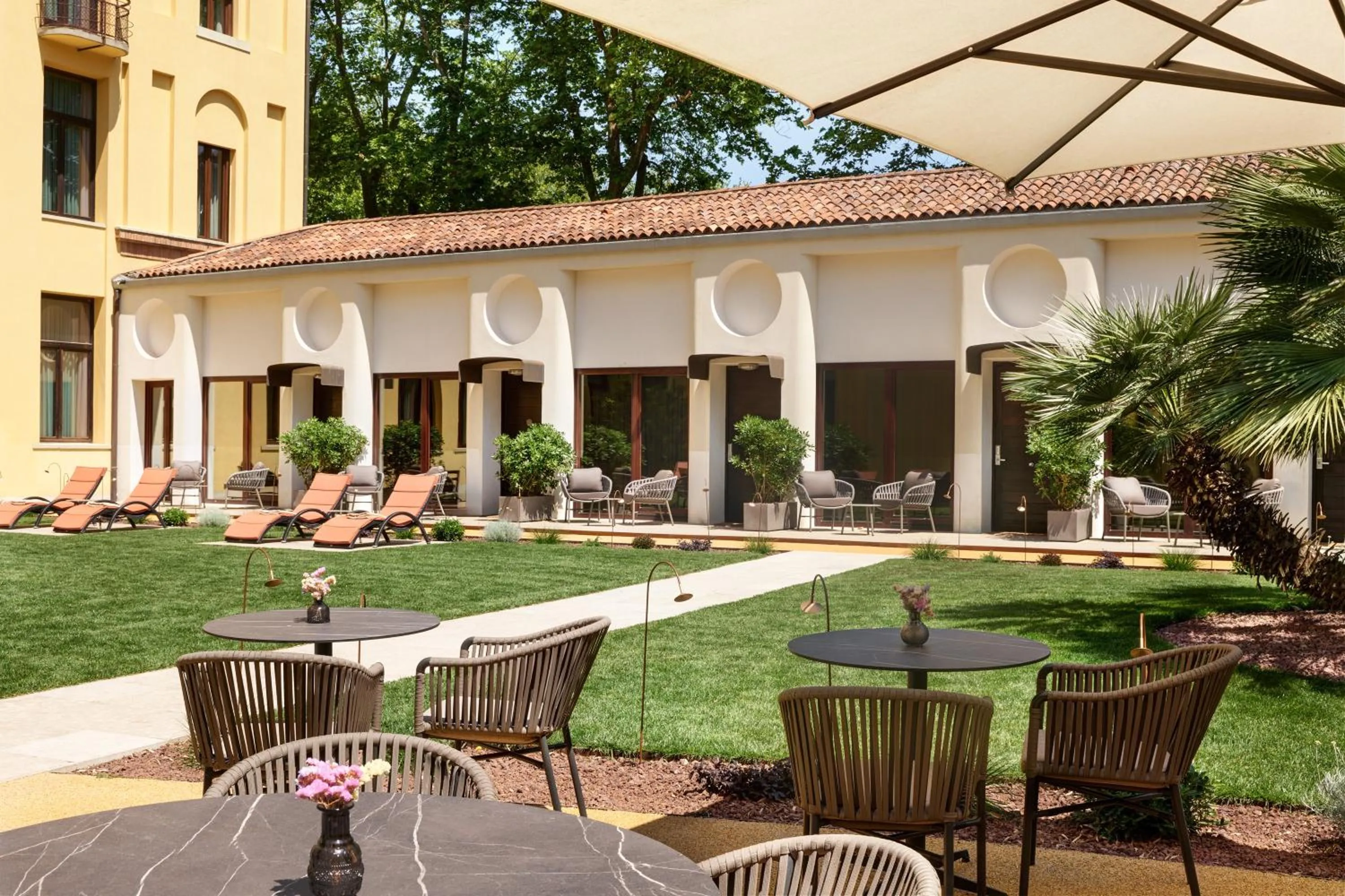 Garden in Hotel Indigo Venice - Sant'Elena by IHG