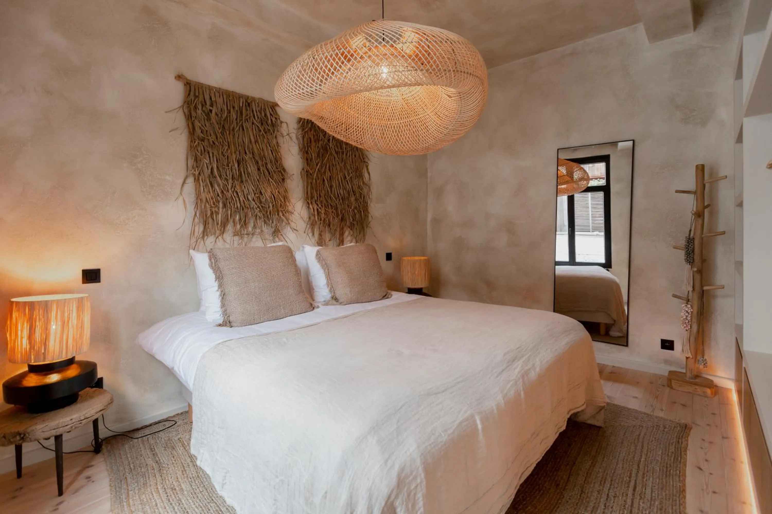 Bedroom, Bed in BTFL Living, Luxury Residences Antwerp, Zirkstraat