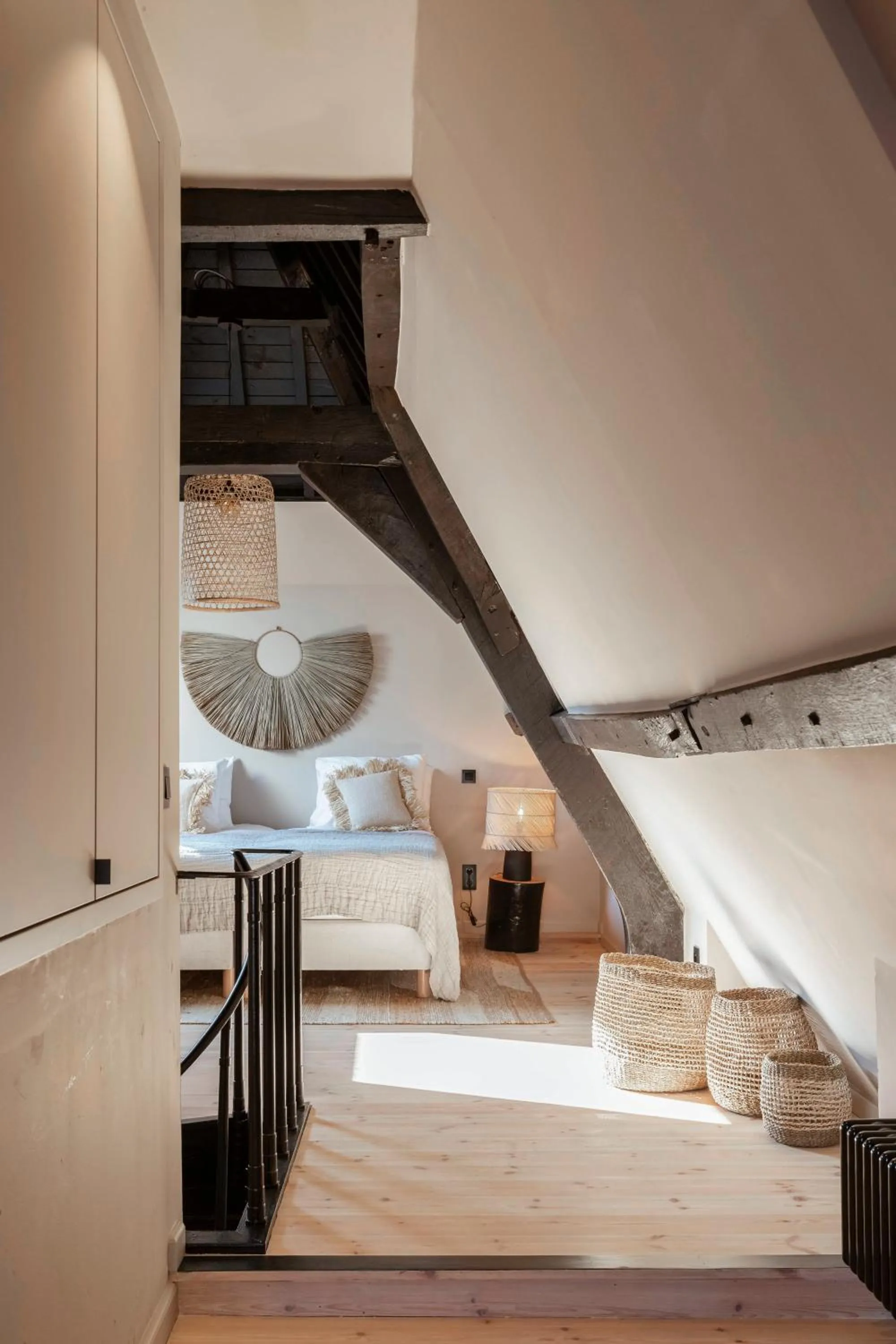 Bedroom, Bed in BTFL Living, Luxury Residences Antwerp, Zirkstraat