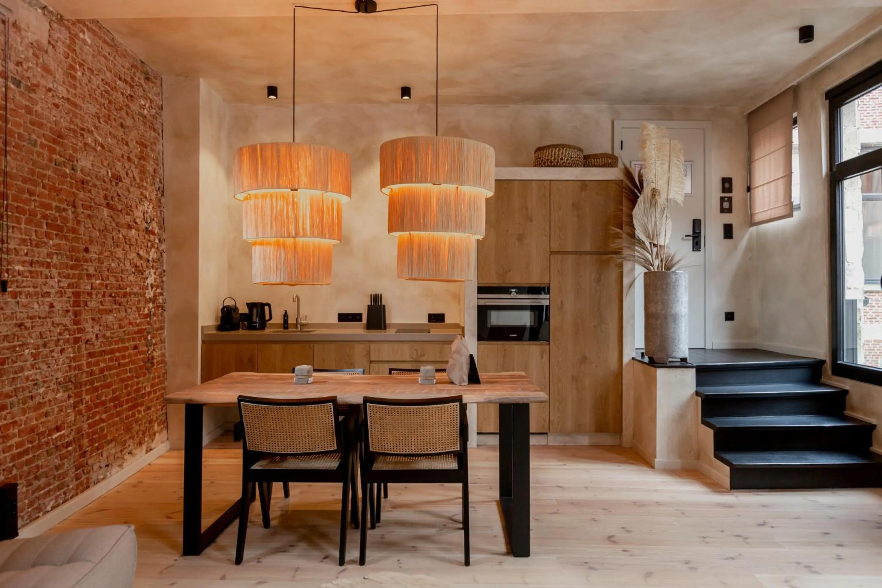 Dining area in BTFL Living, Luxury Residences Antwerp, Zirkstraat