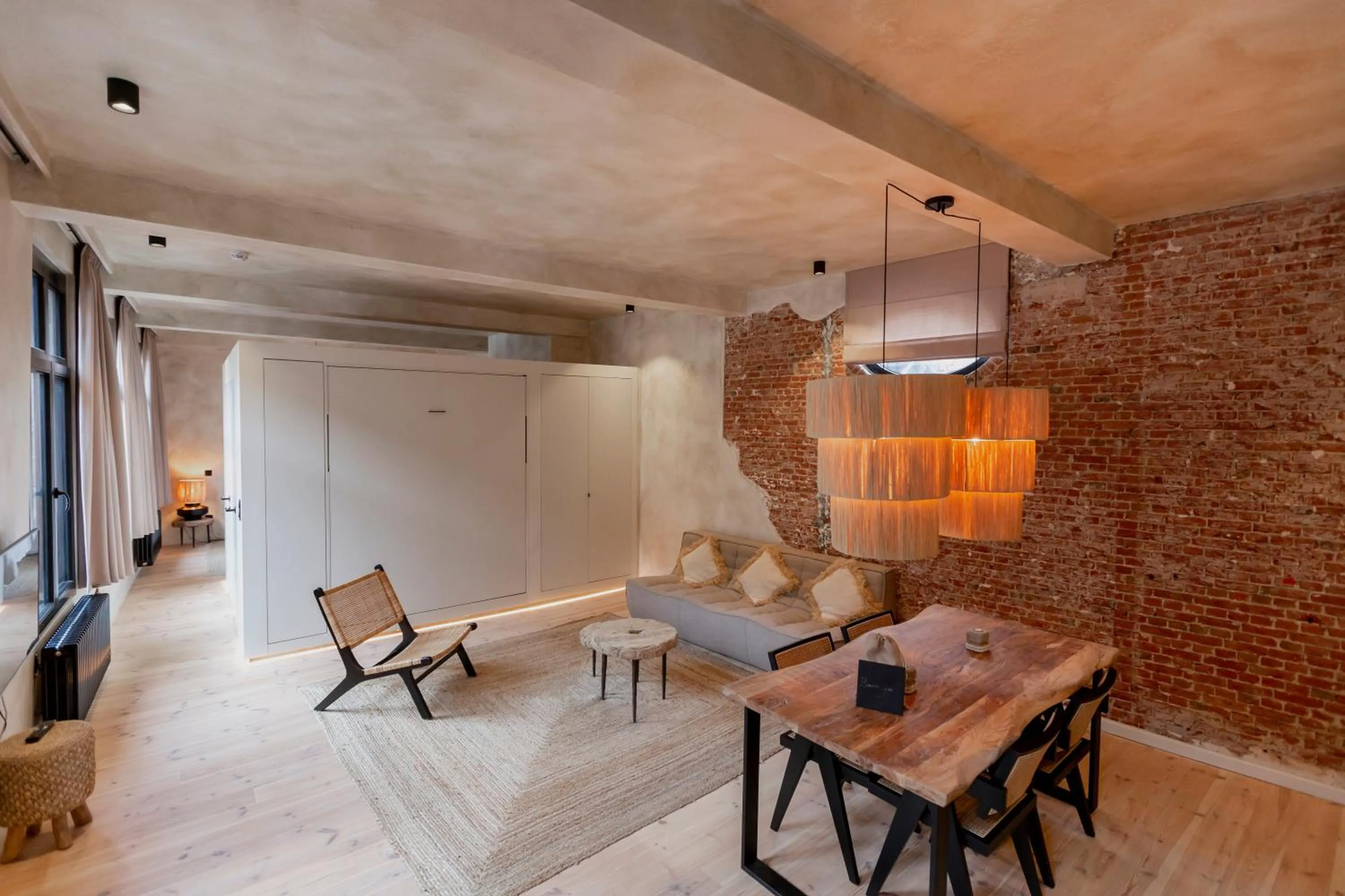 TV and multimedia in BTFL Living, Luxury Residences Antwerp, Zirkstraat