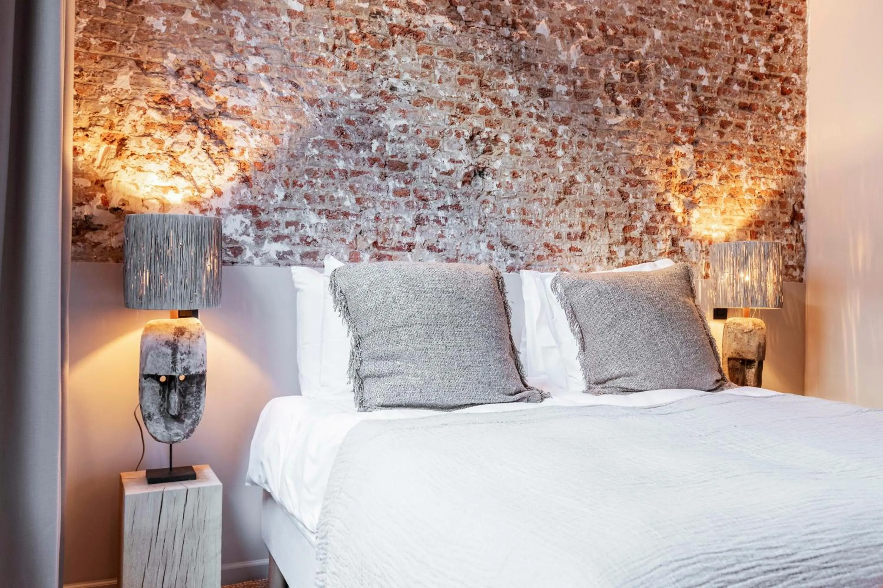 Bed in BTFL Living, Luxury Residences Antwerp, Zirkstraat