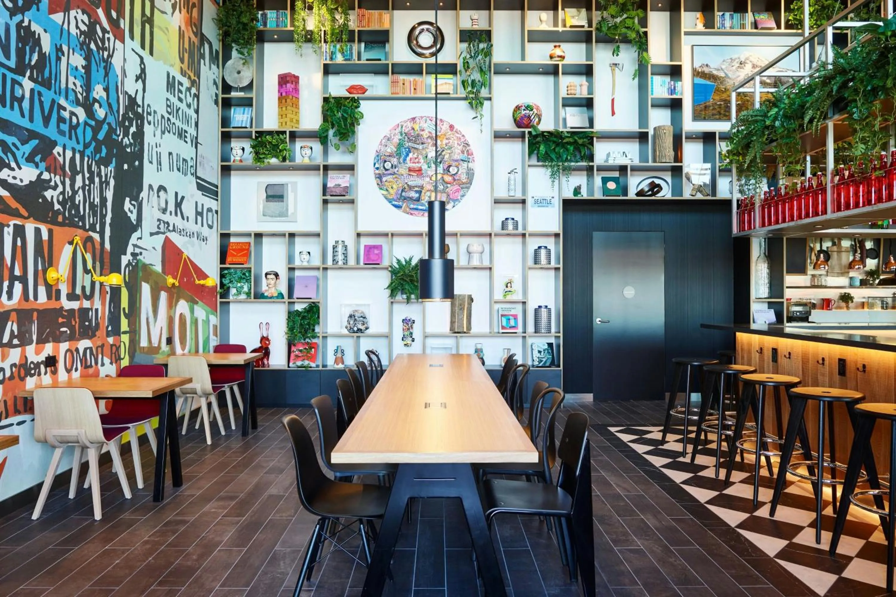 Restaurant/places to eat in citizenM Seattle Pioneer Square