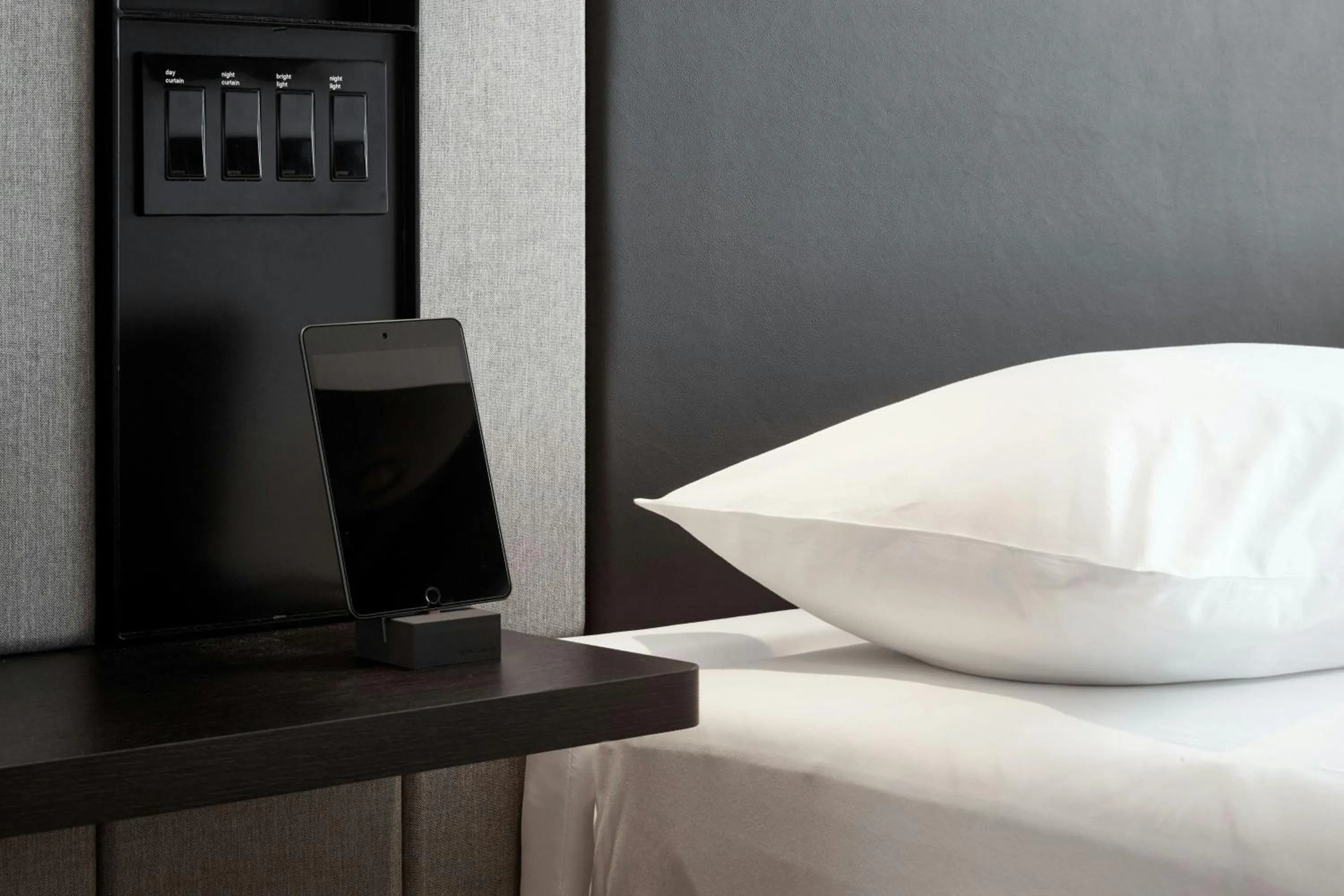 Bedroom, Bed in citizenM Seattle Pioneer Square