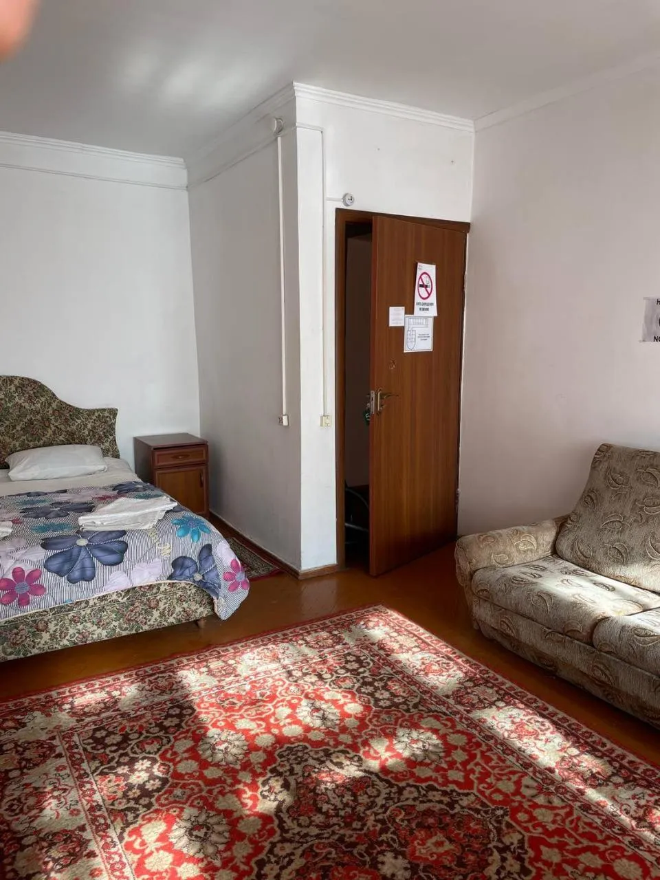 Bed in Otel Issyk-Kul Karakol