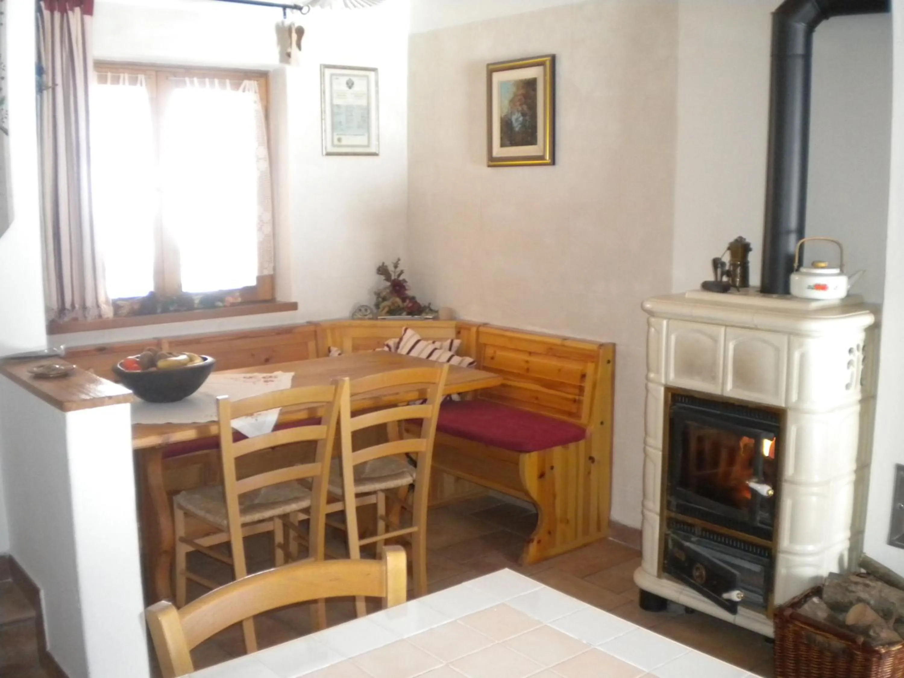 Communal lounge/ TV room in Bed and Breakfast Cappeler