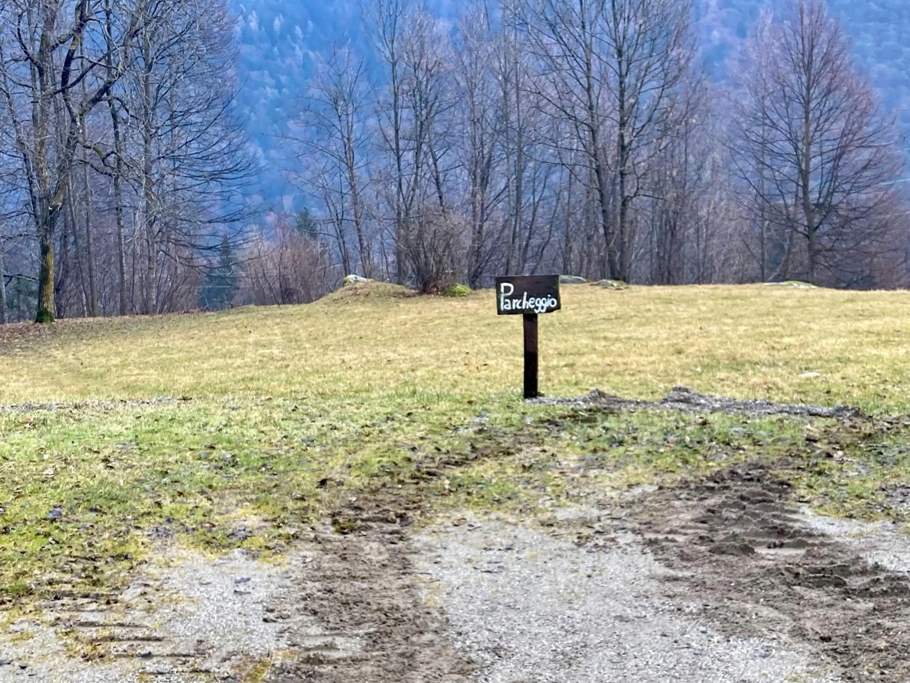 Parking in Bed and Breakfast Cappeler