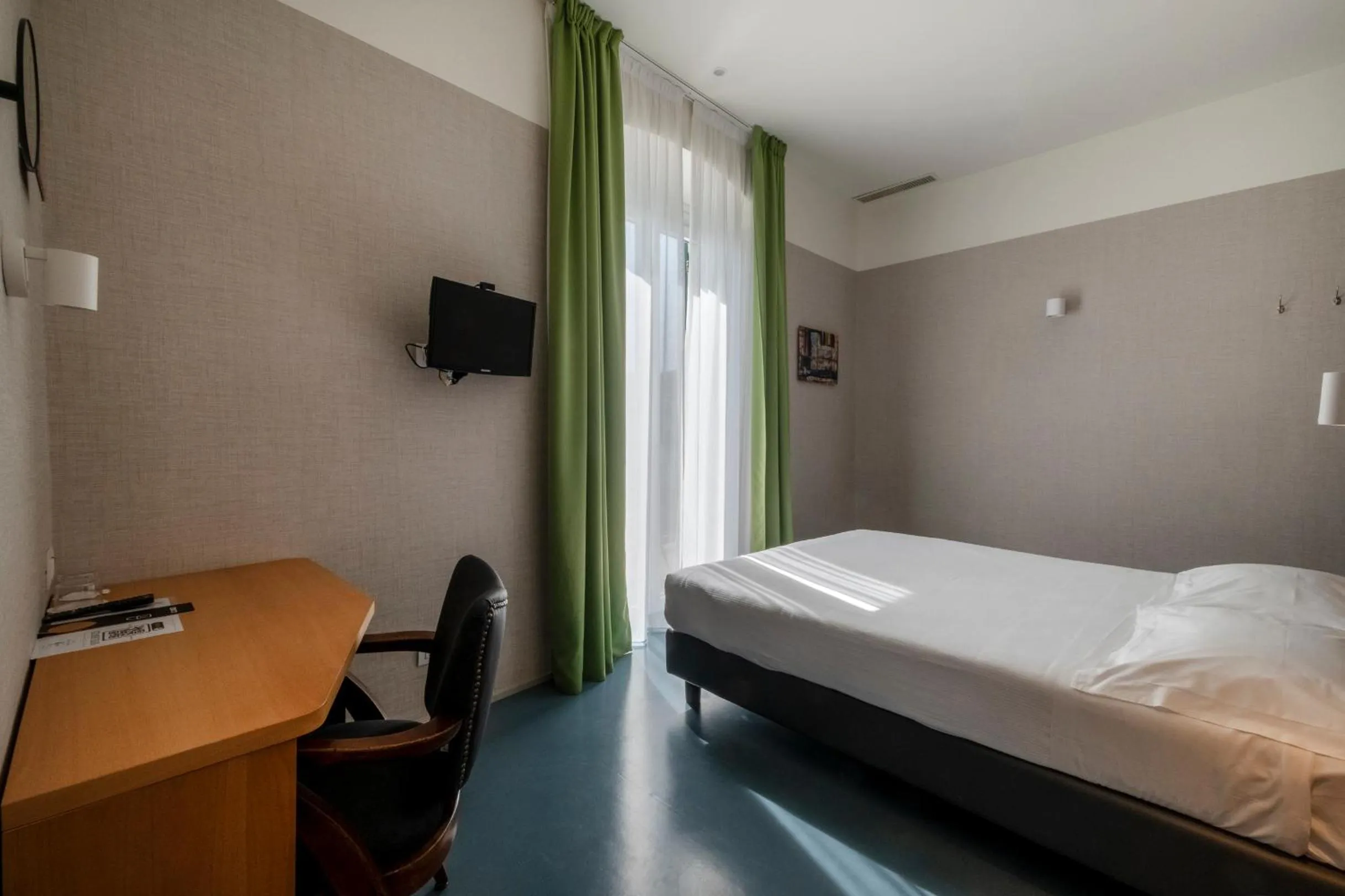 Bedroom, Bed in Hotel Italia e Lido Rapallo