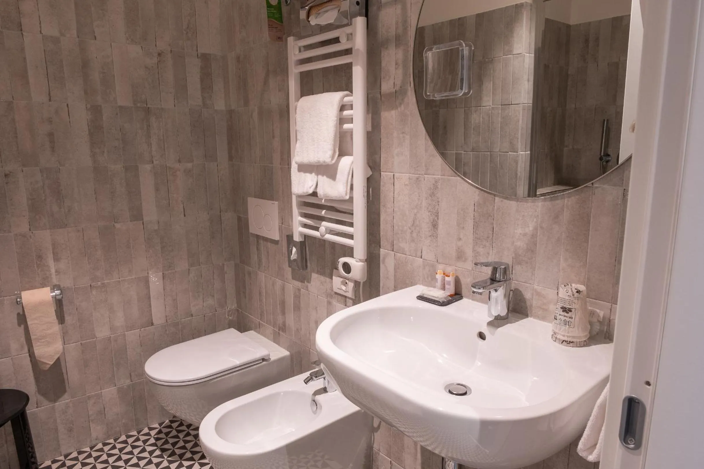 Bathroom in Hotel Italia e Lido Rapallo