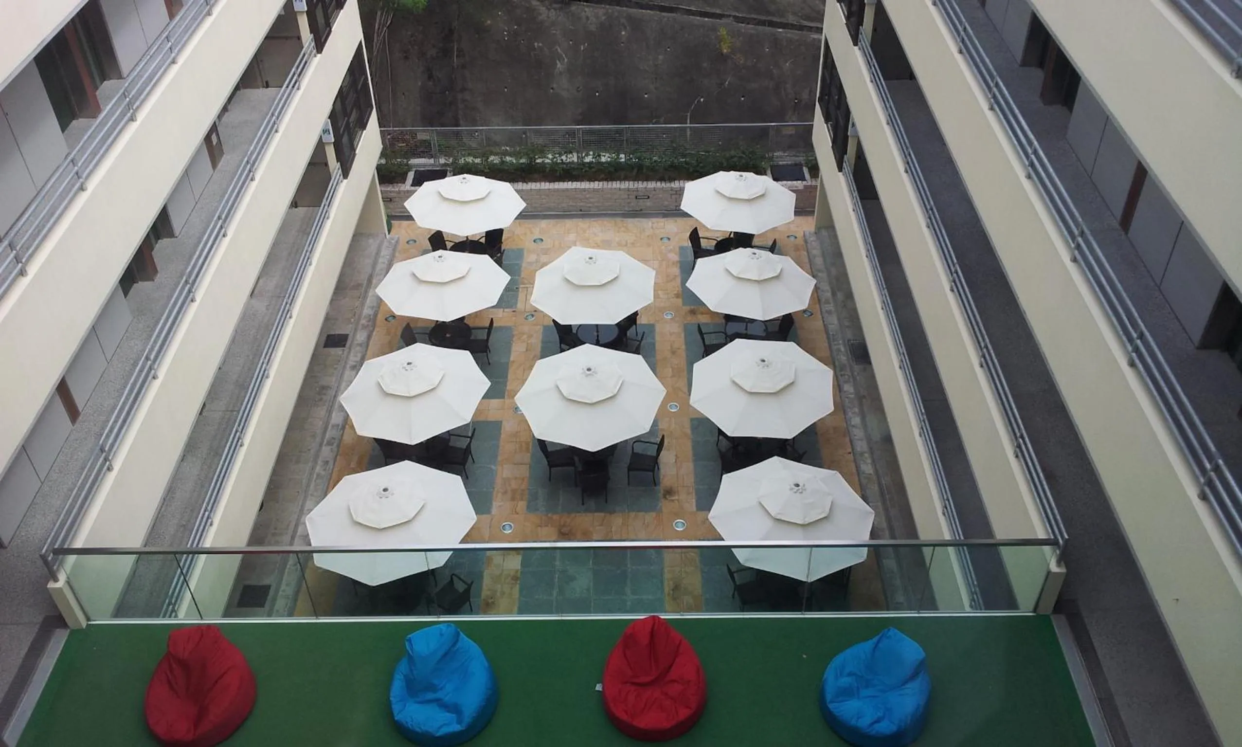 Balcony/Terrace in YHA Mei Ho House Youth Hostel