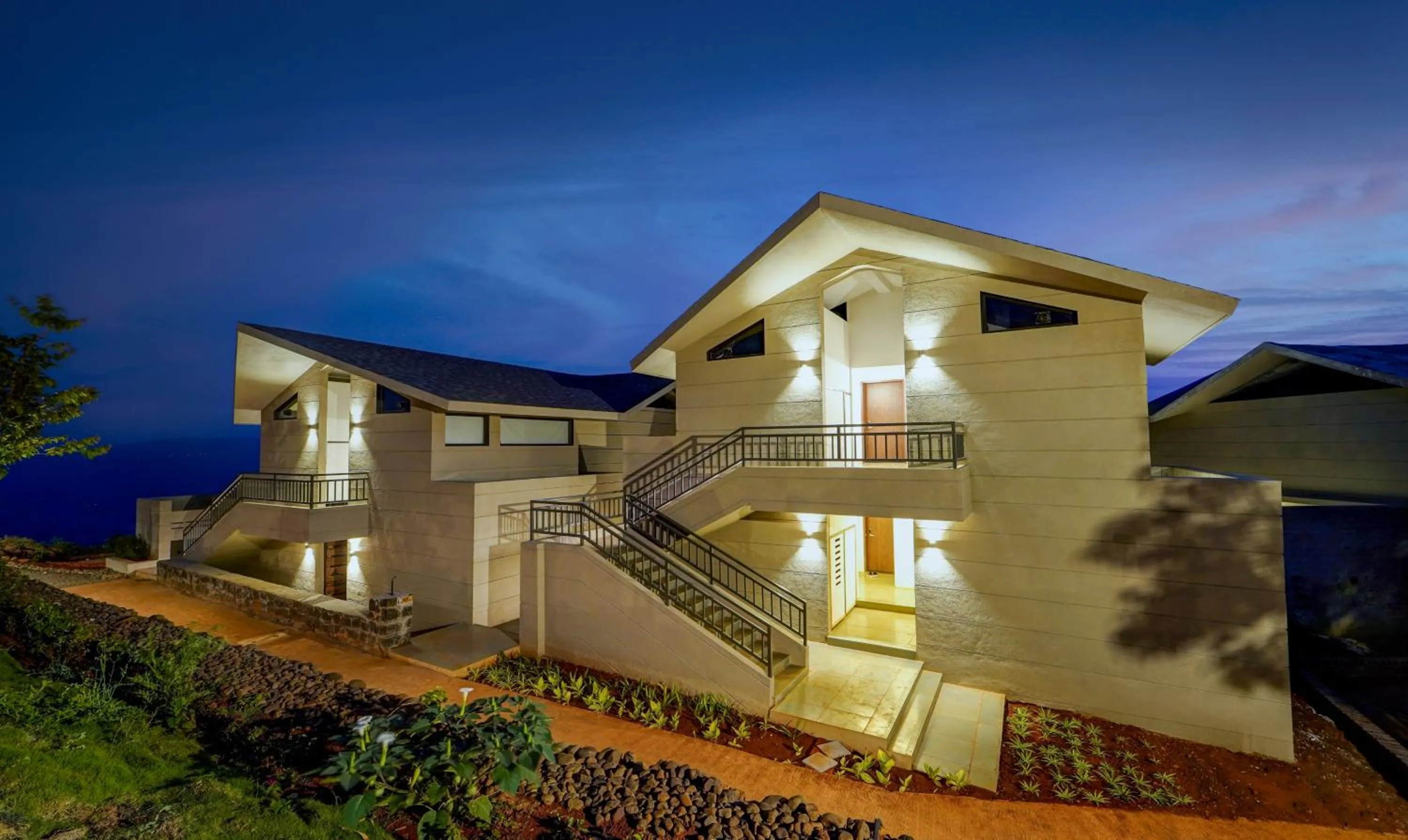 Property building in Vee Resort- The Suites of Royals