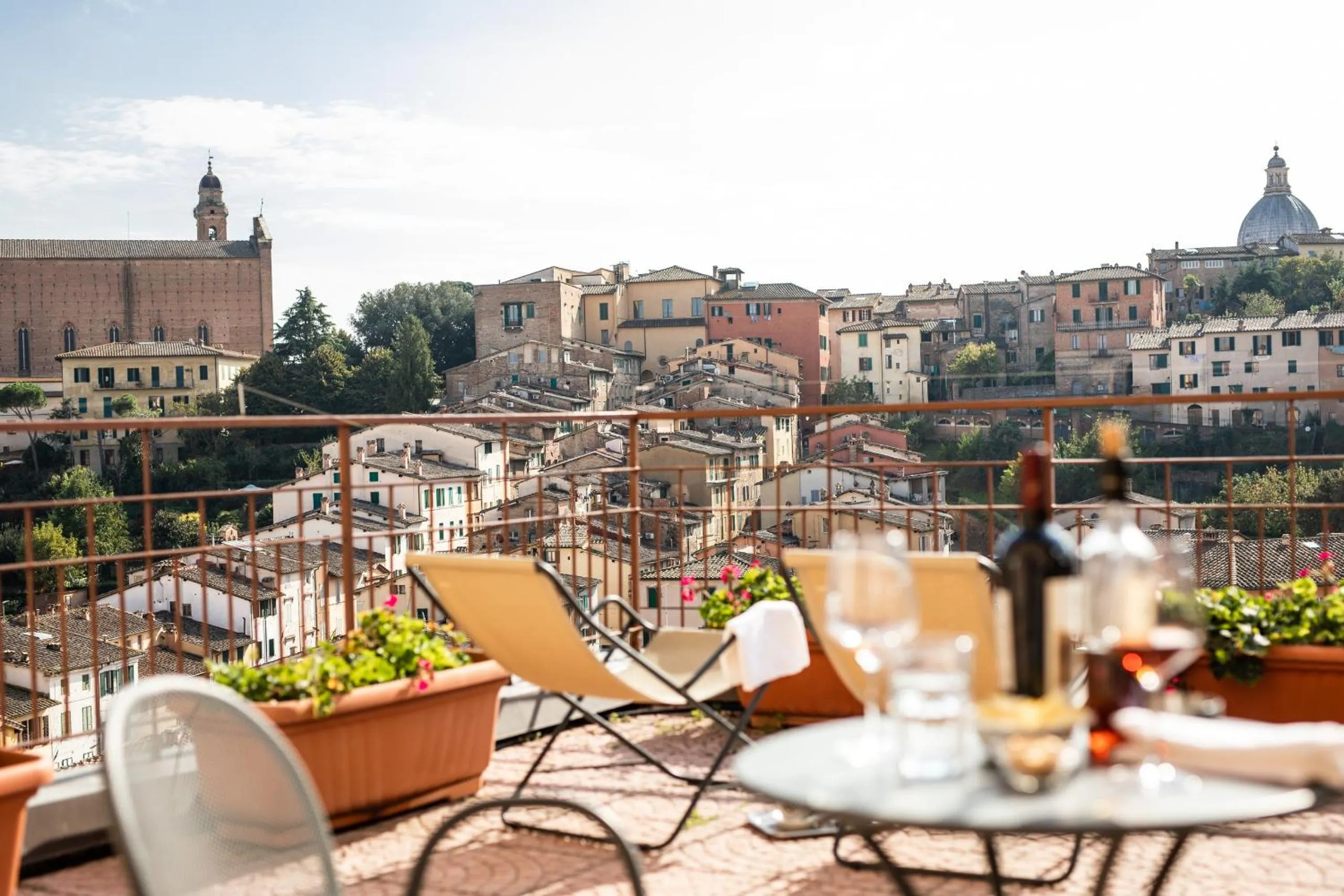 Day in Hotel Minerva