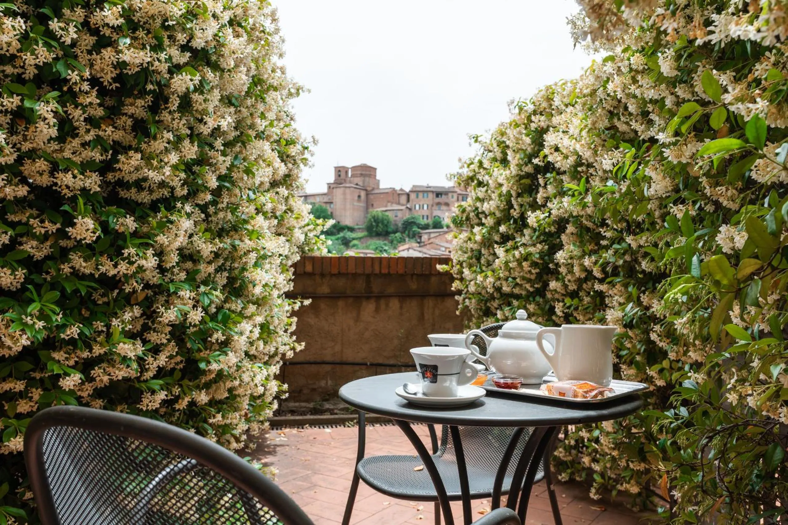 Day in Hotel Minerva