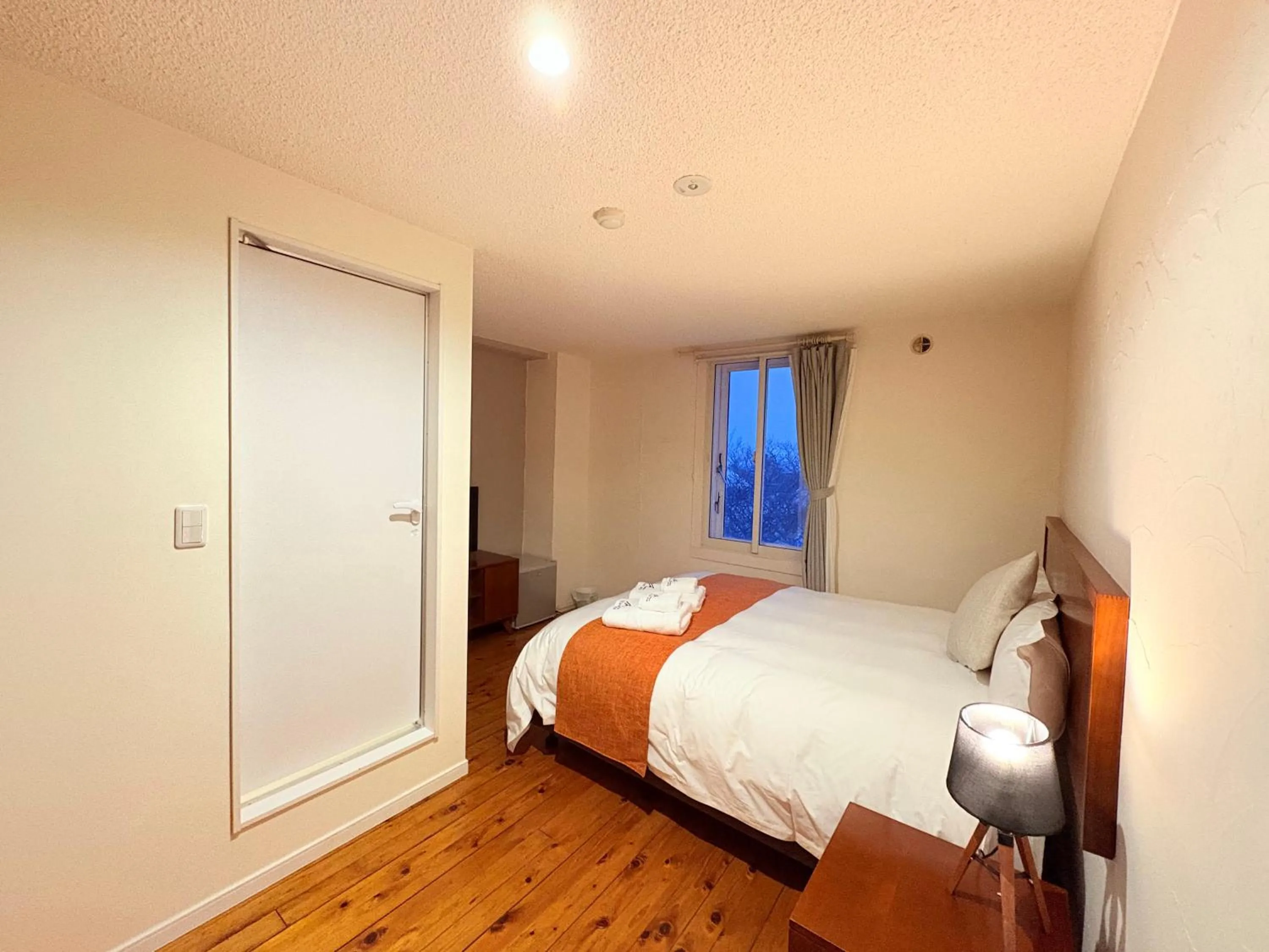 Guests, Bed in Active Life Madarao