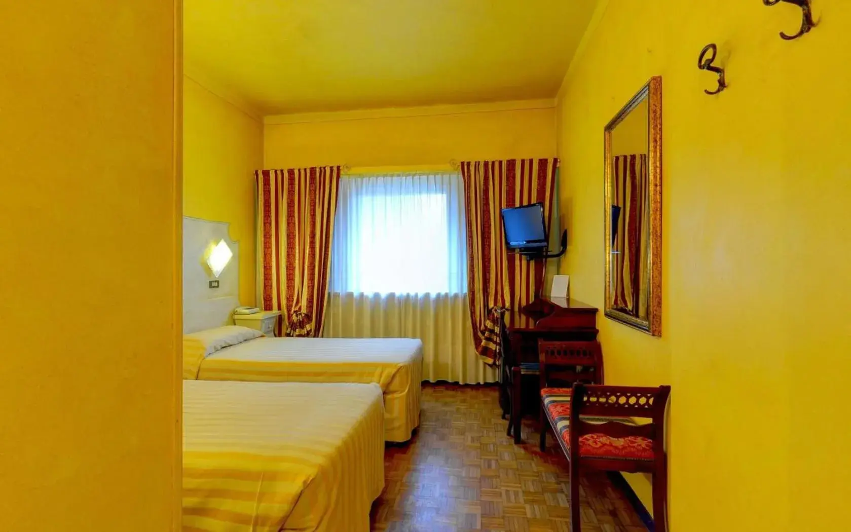 Twin Room in Ai Ronchi Motor Hotel Brescia Twin Room in Ai Ronchi Motor Hotel Brescia