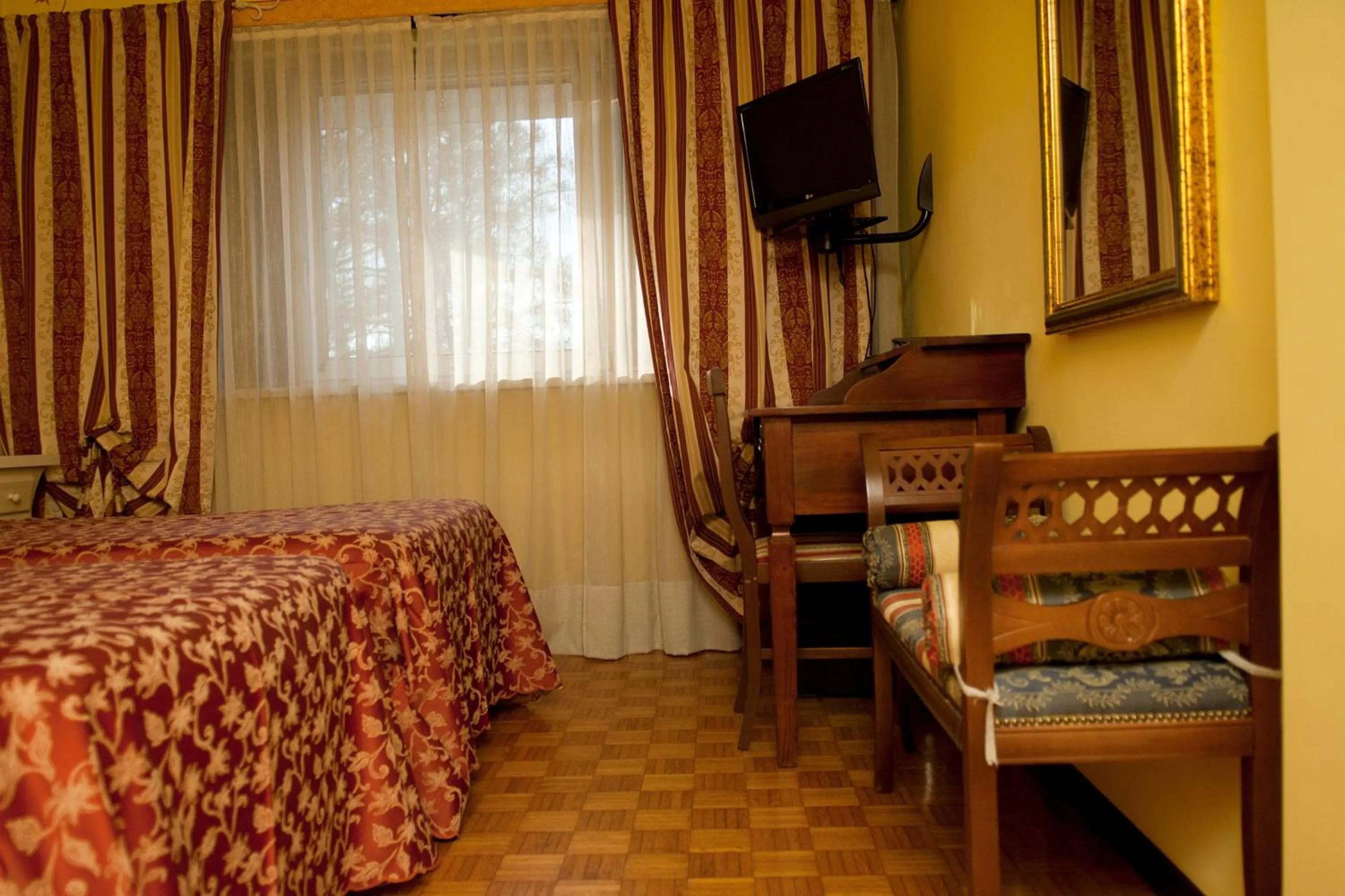 Photo of the whole room, Bed in Ai Ronchi Motor Hotel Brescia