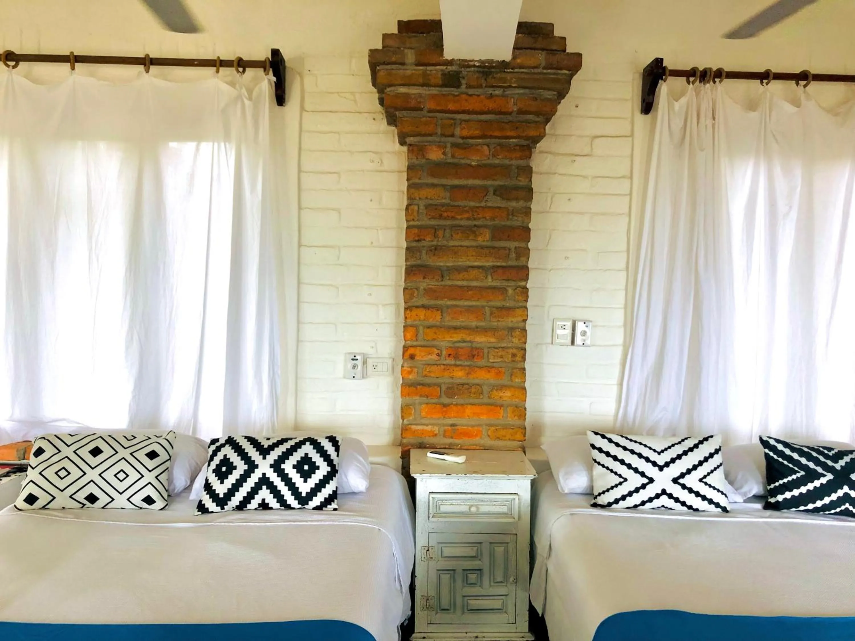 Bed in Sayulita Beach House Hotel