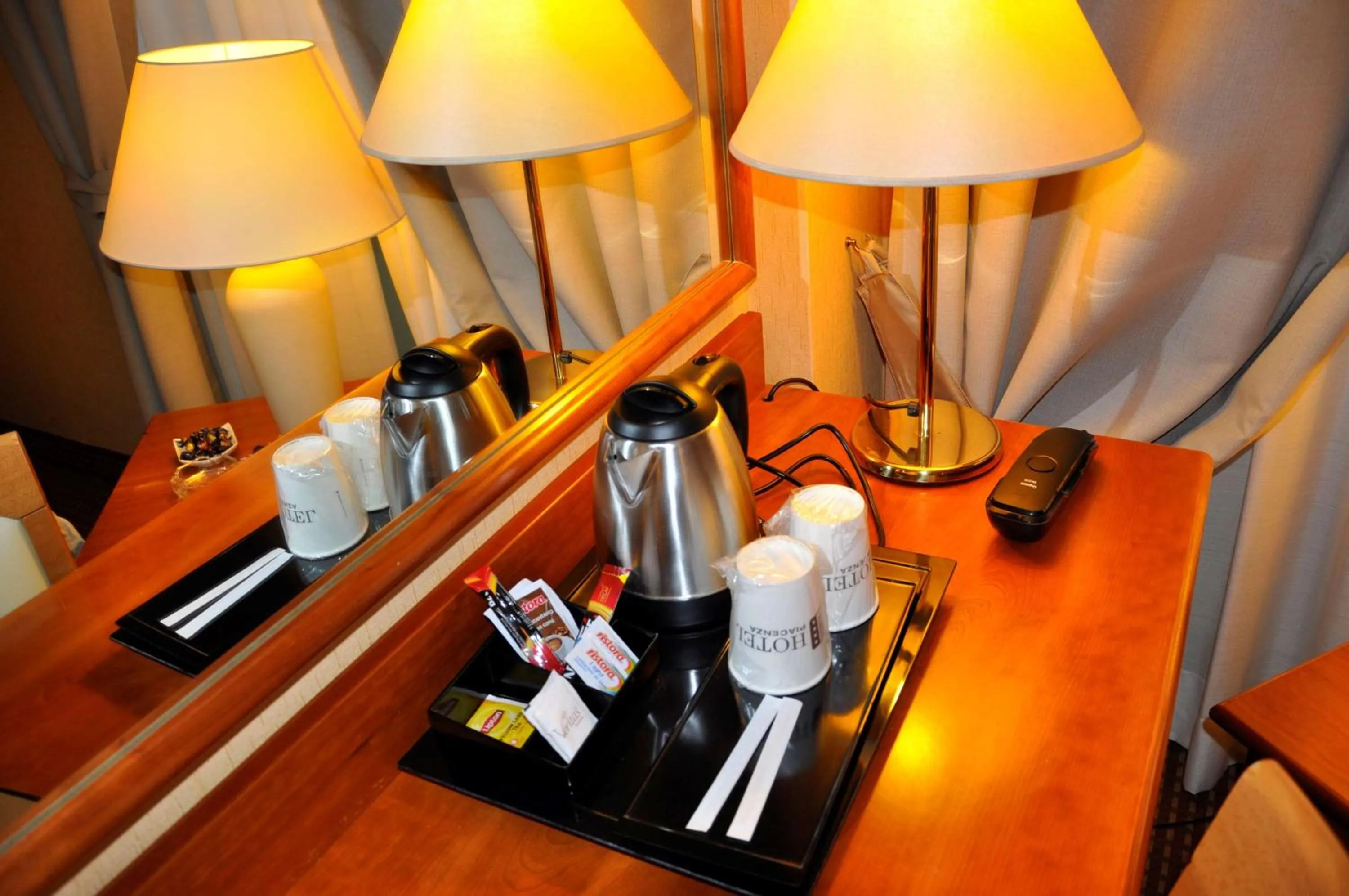 Coffee/tea facilities in Best Western Park Hotel