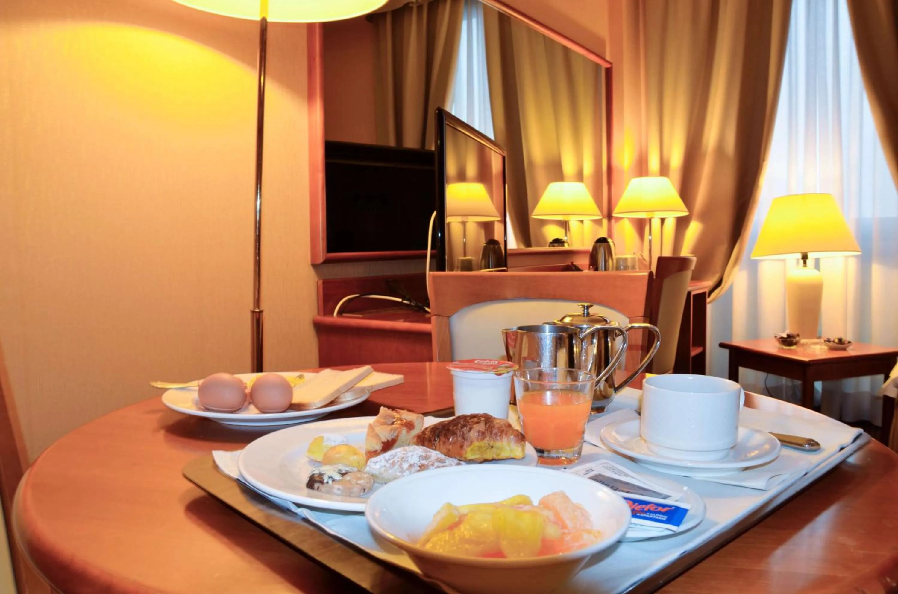 TV and multimedia in Best Western Park Hotel