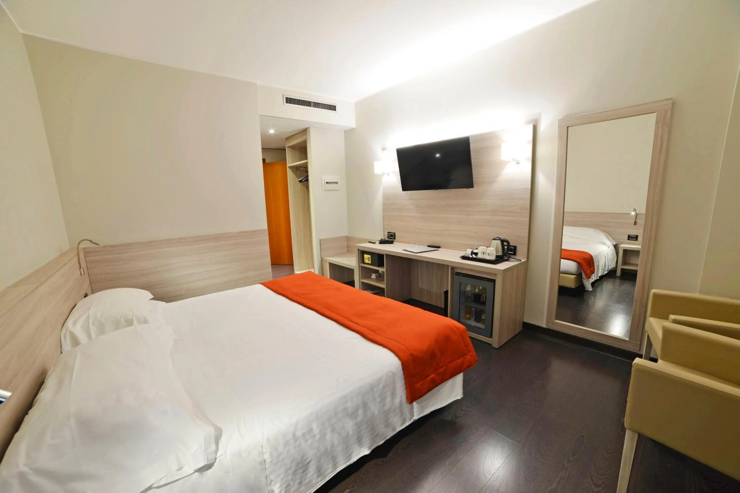 Bedroom, Bed in Best Western Park Hotel