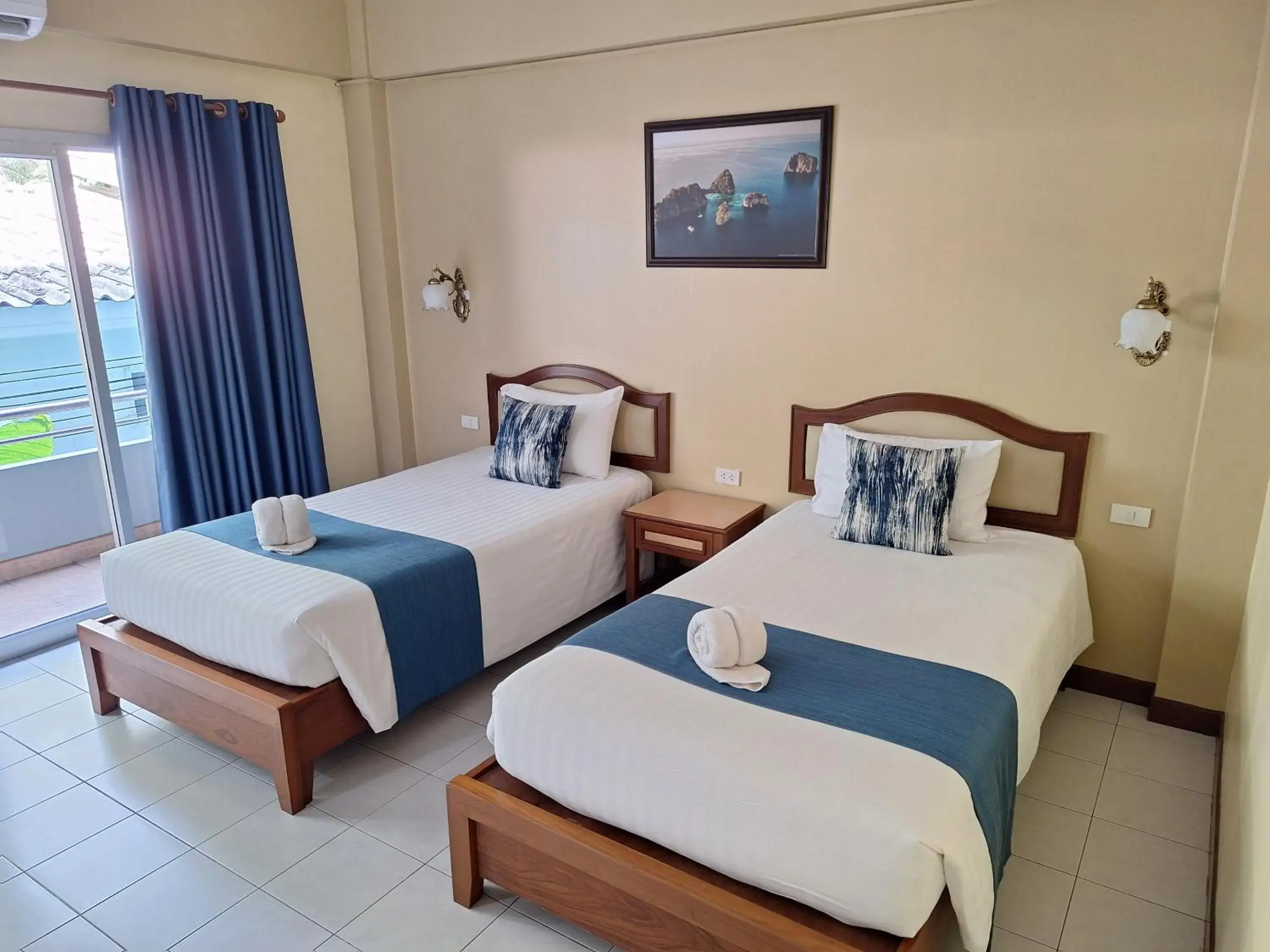 Deluxe Twin with Balcony in Lalisa Hotel Aonang Deluxe Twin with Balcony in Lalisa Hotel Aonang