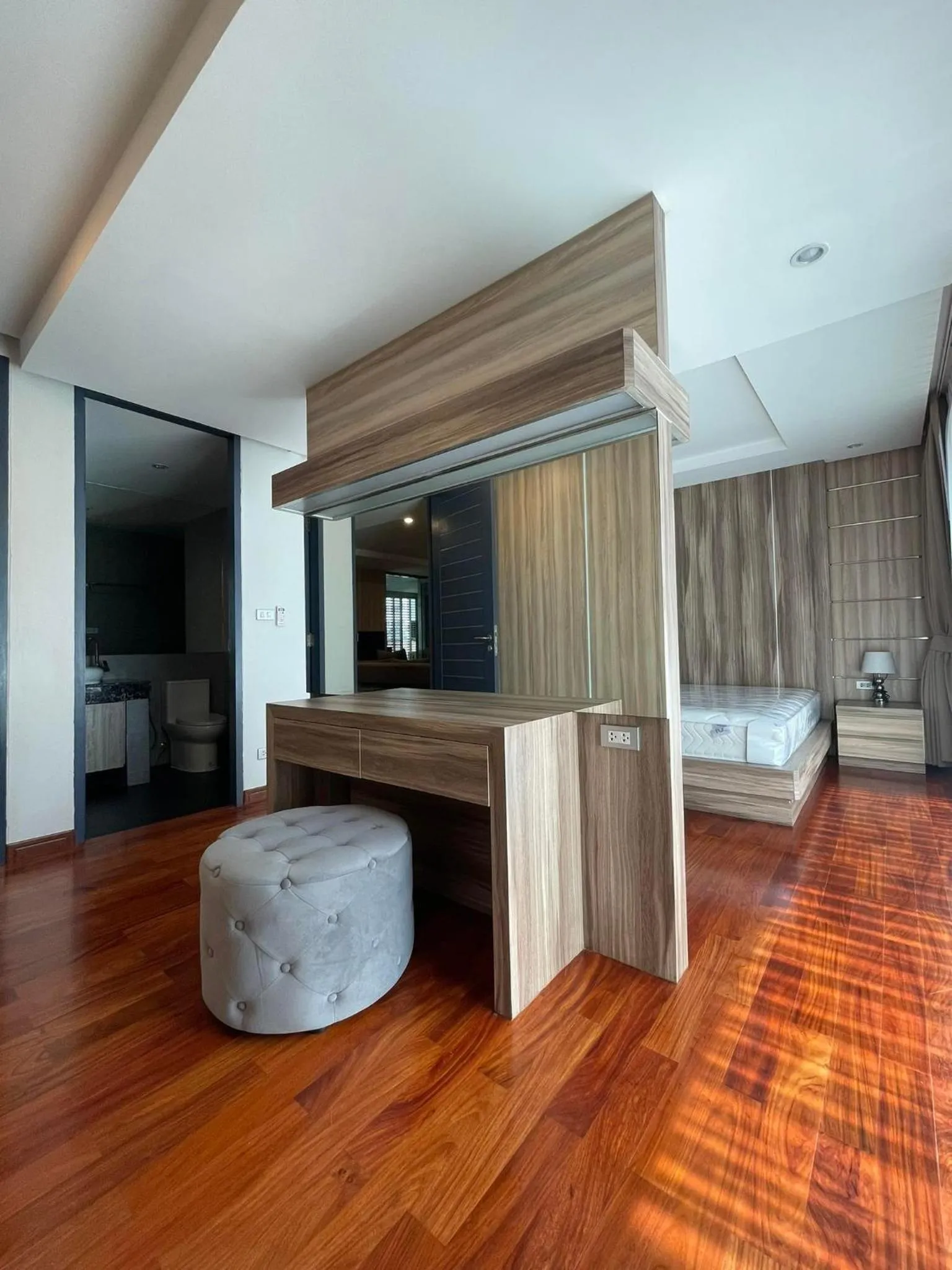 Bed in ViVi Avenue Thonglor