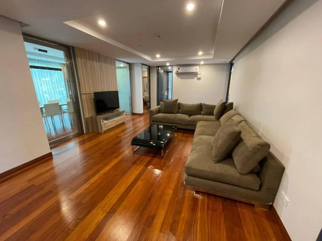 ViVi Avenue Thonglor