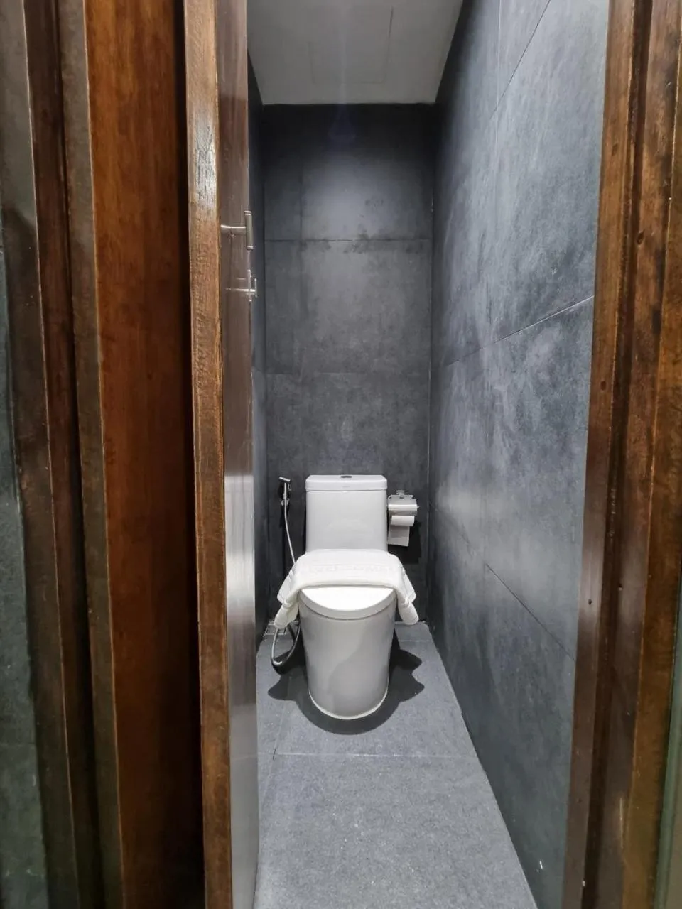 Photo of the whole room in The Nhorm Hotel Ratchada