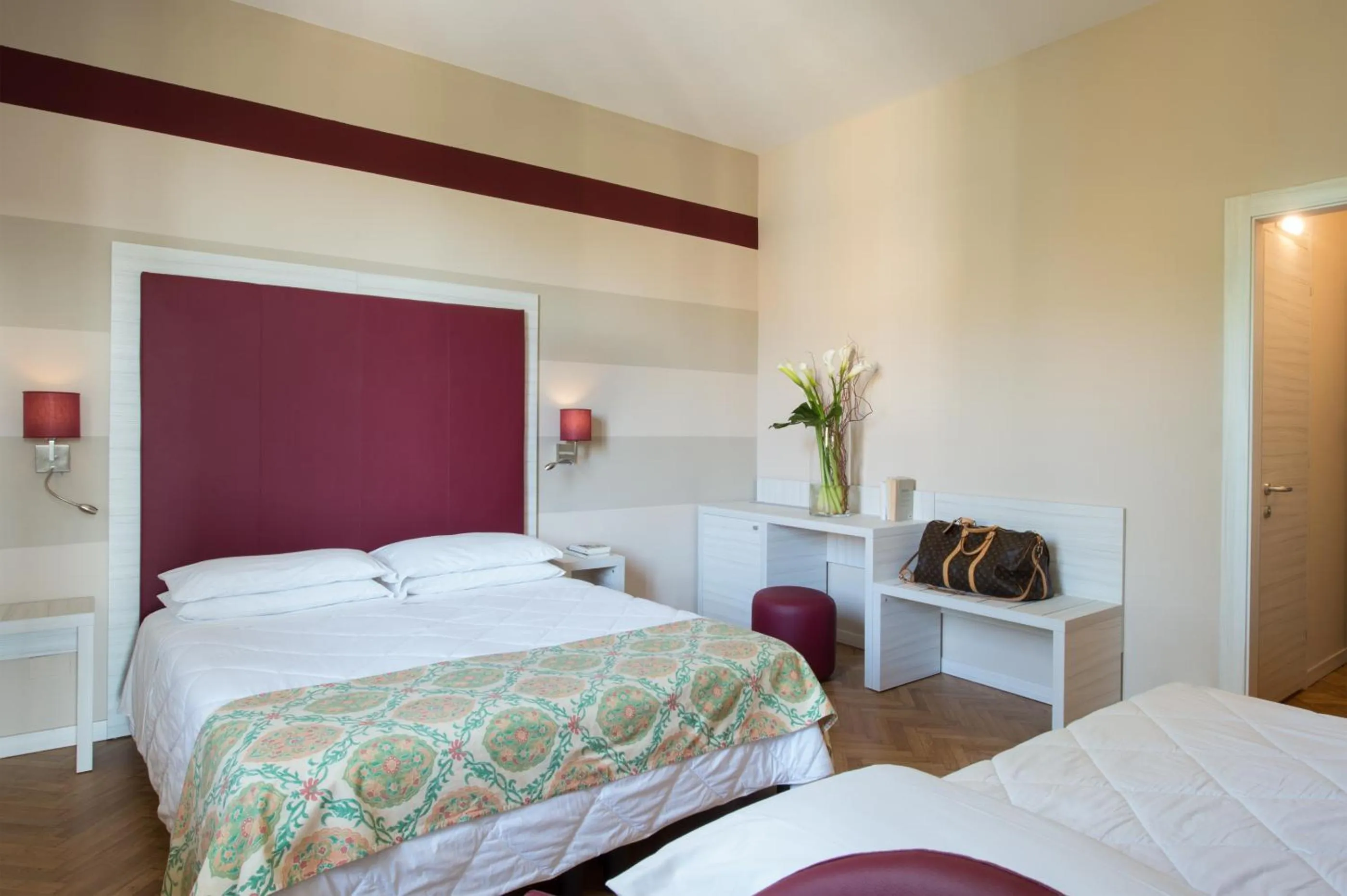 Bedroom, Bed in Grand Hotel Panoramic