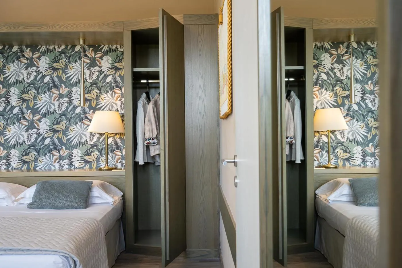 Bedroom, Bed in Grand Hotel Panoramic