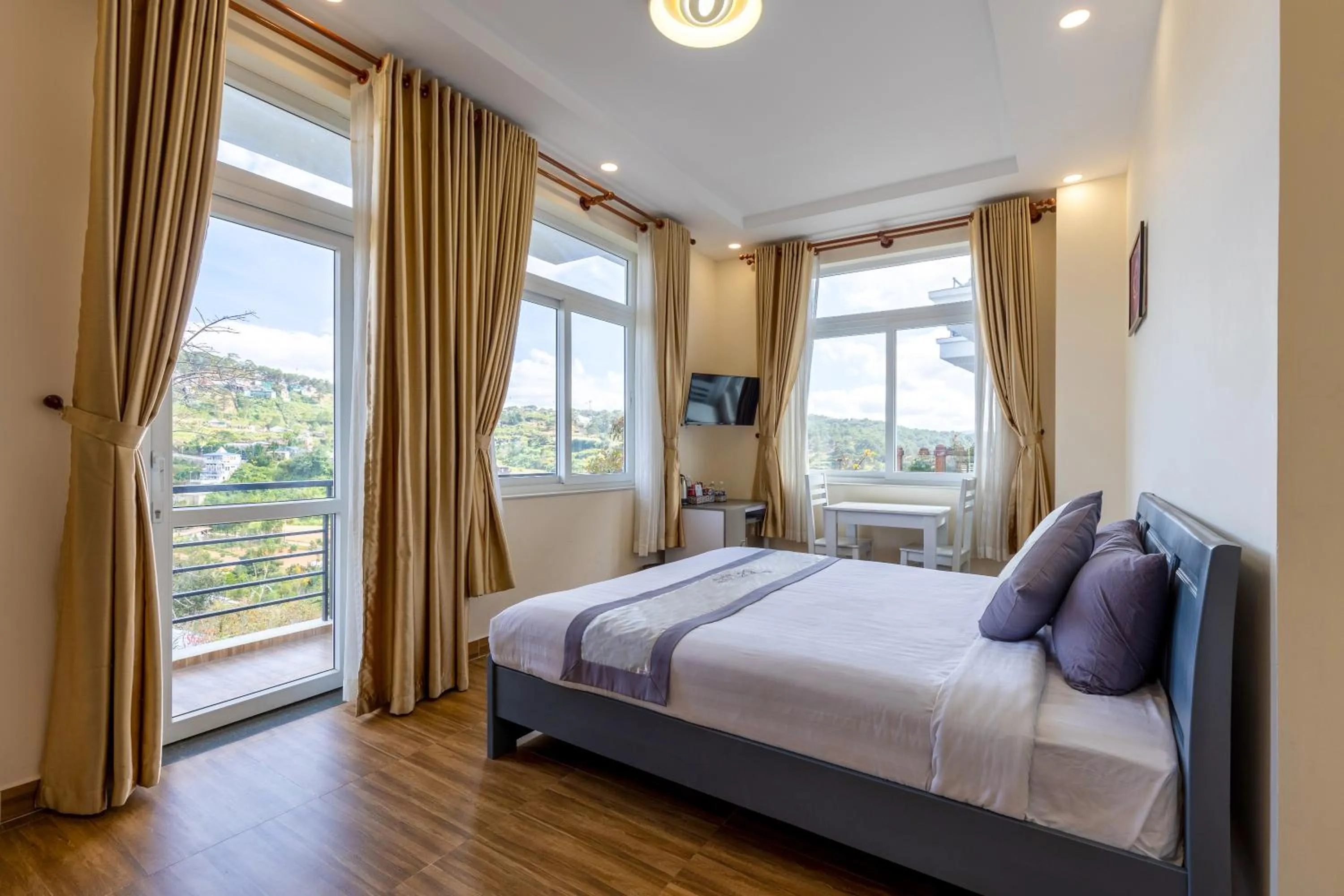 Photo of the whole room in Relax Hotel by Ixorat