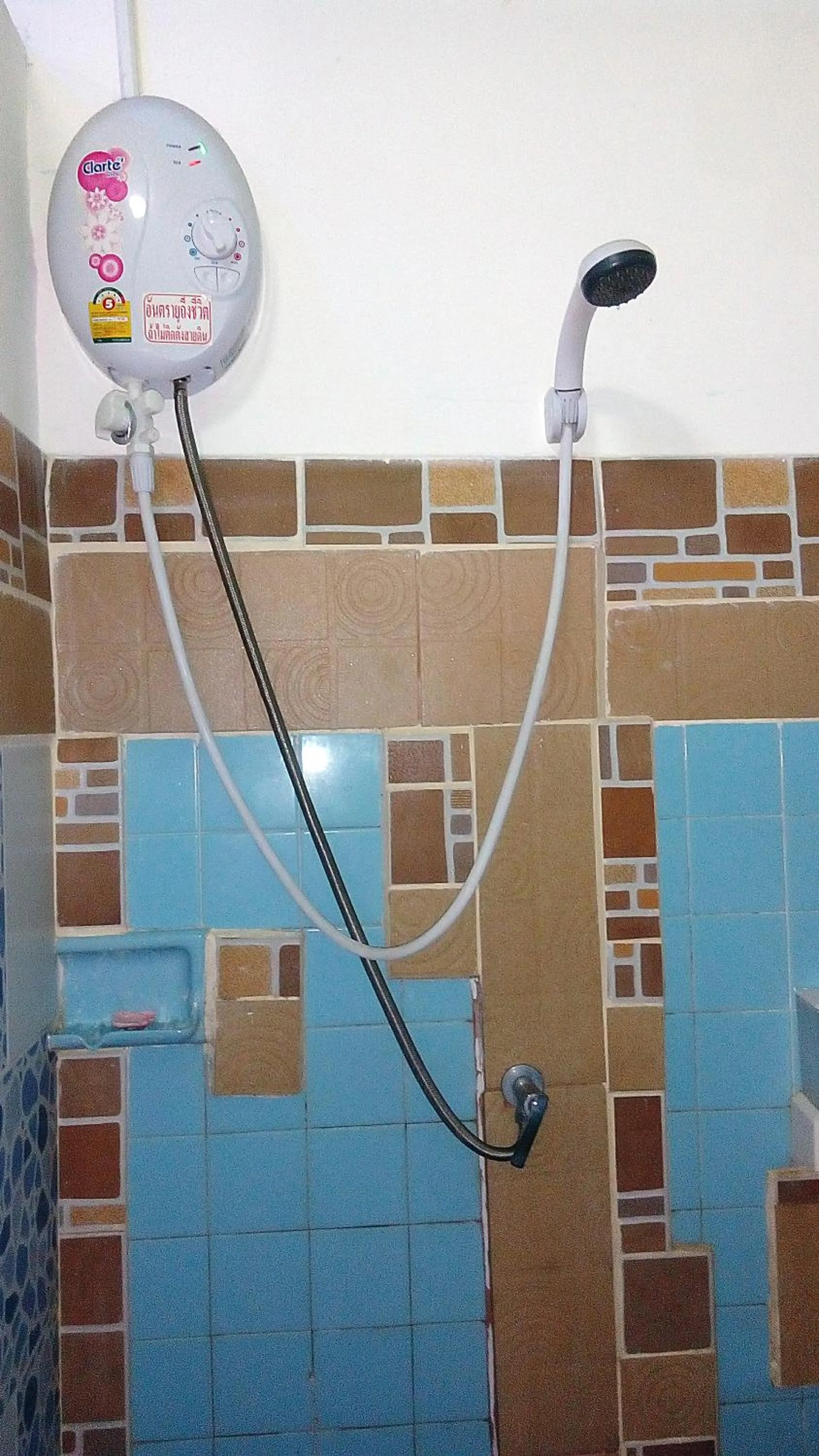Shower in Decordo Hostel