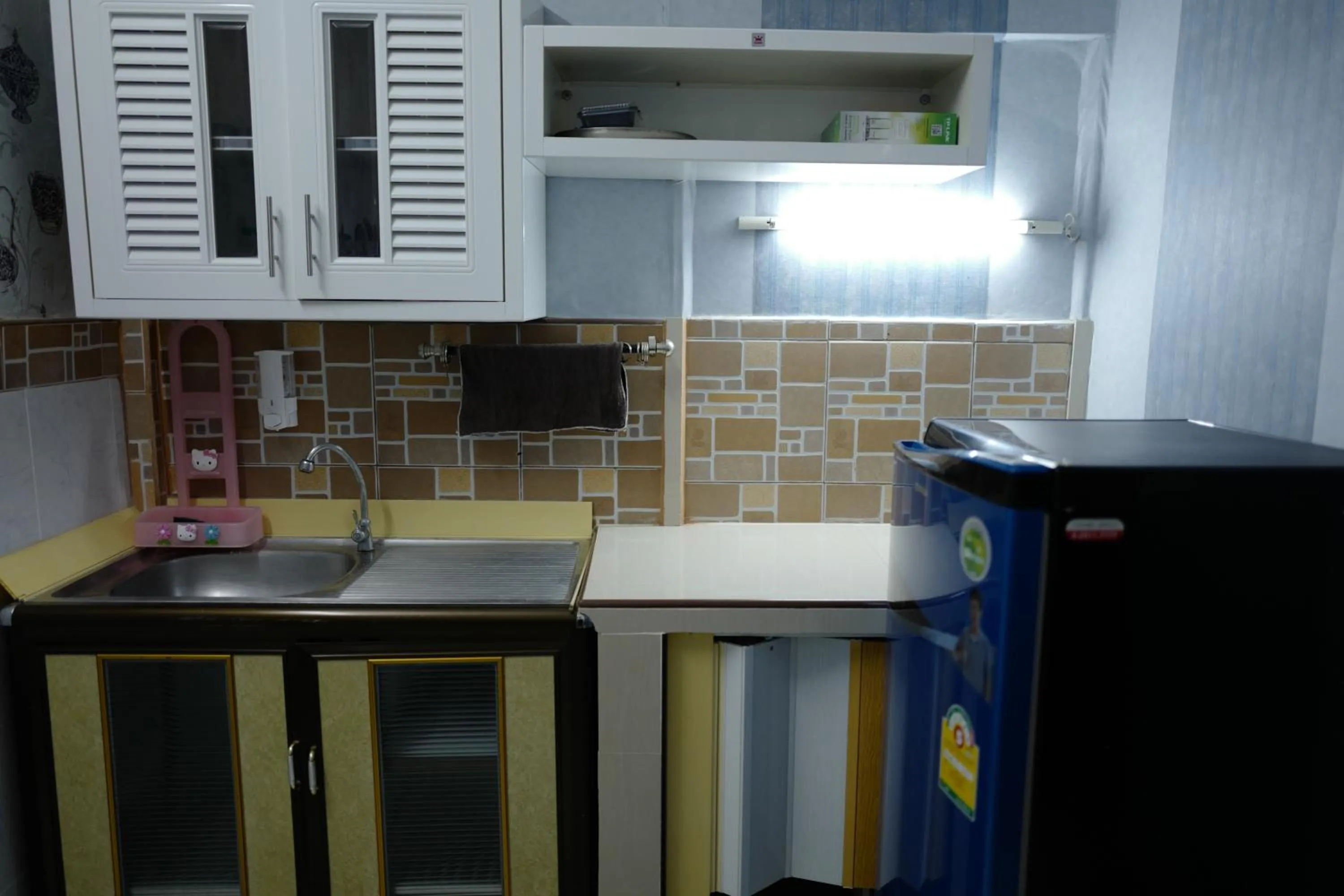 Kitchen or kitchenette in Decordo Hostel