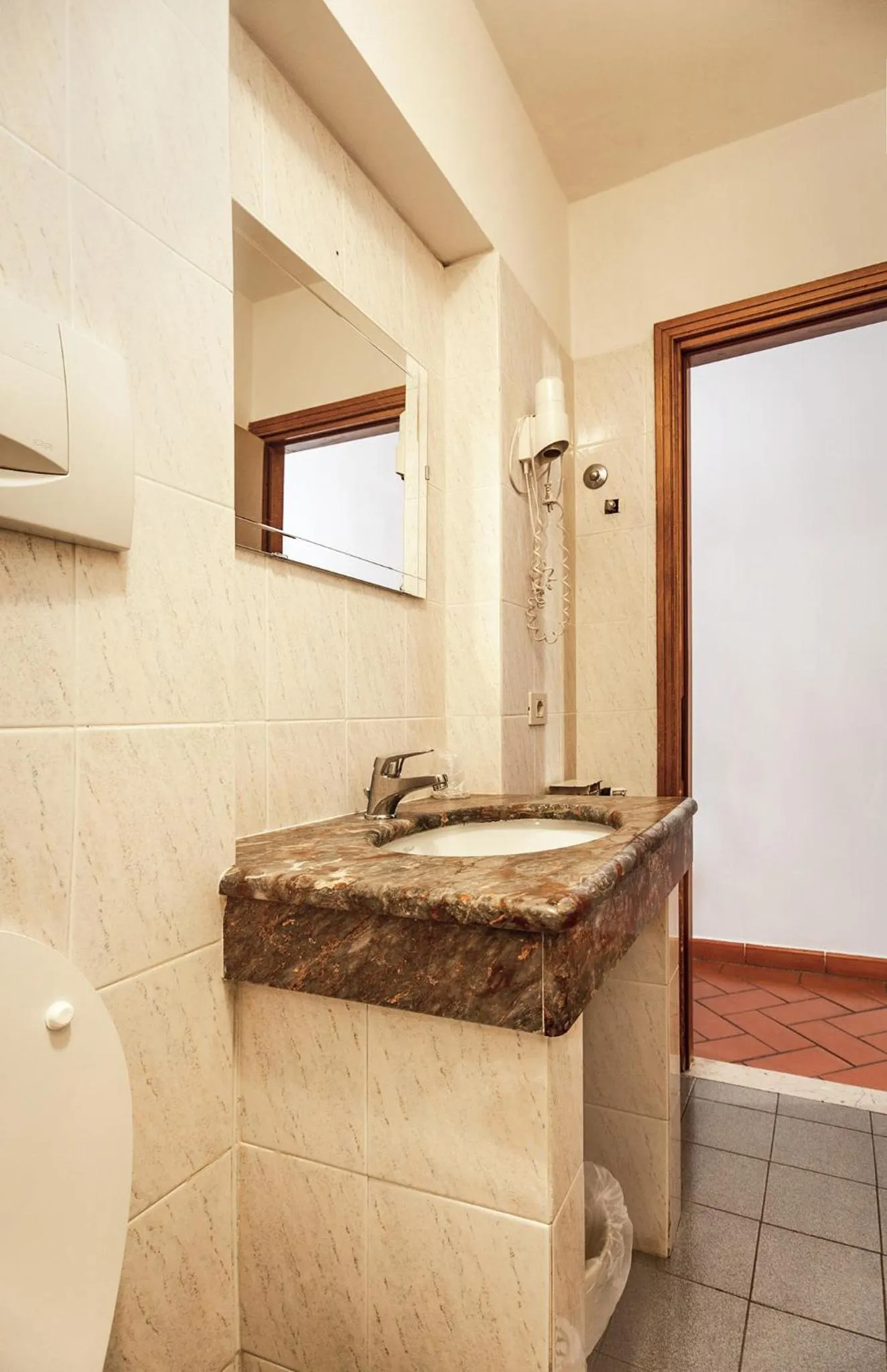 Bathroom in Hotel Costantini