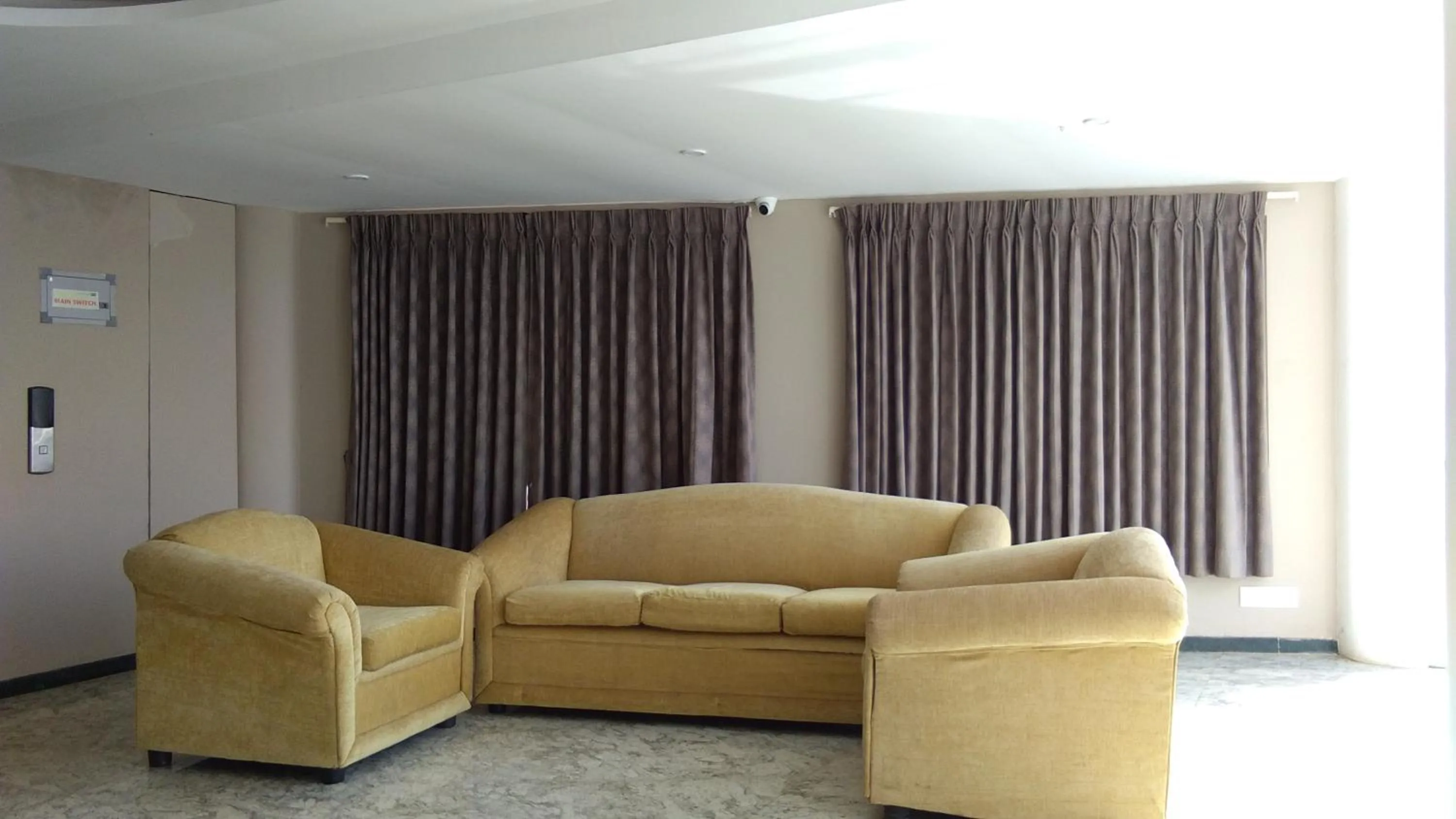 Lounge or bar in Mango Hill Central Ooty