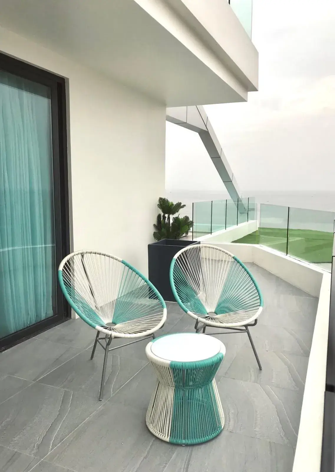 Suite with Private Pool in Lime Resort Manila Suite with Private Pool in Lime Resort Manila