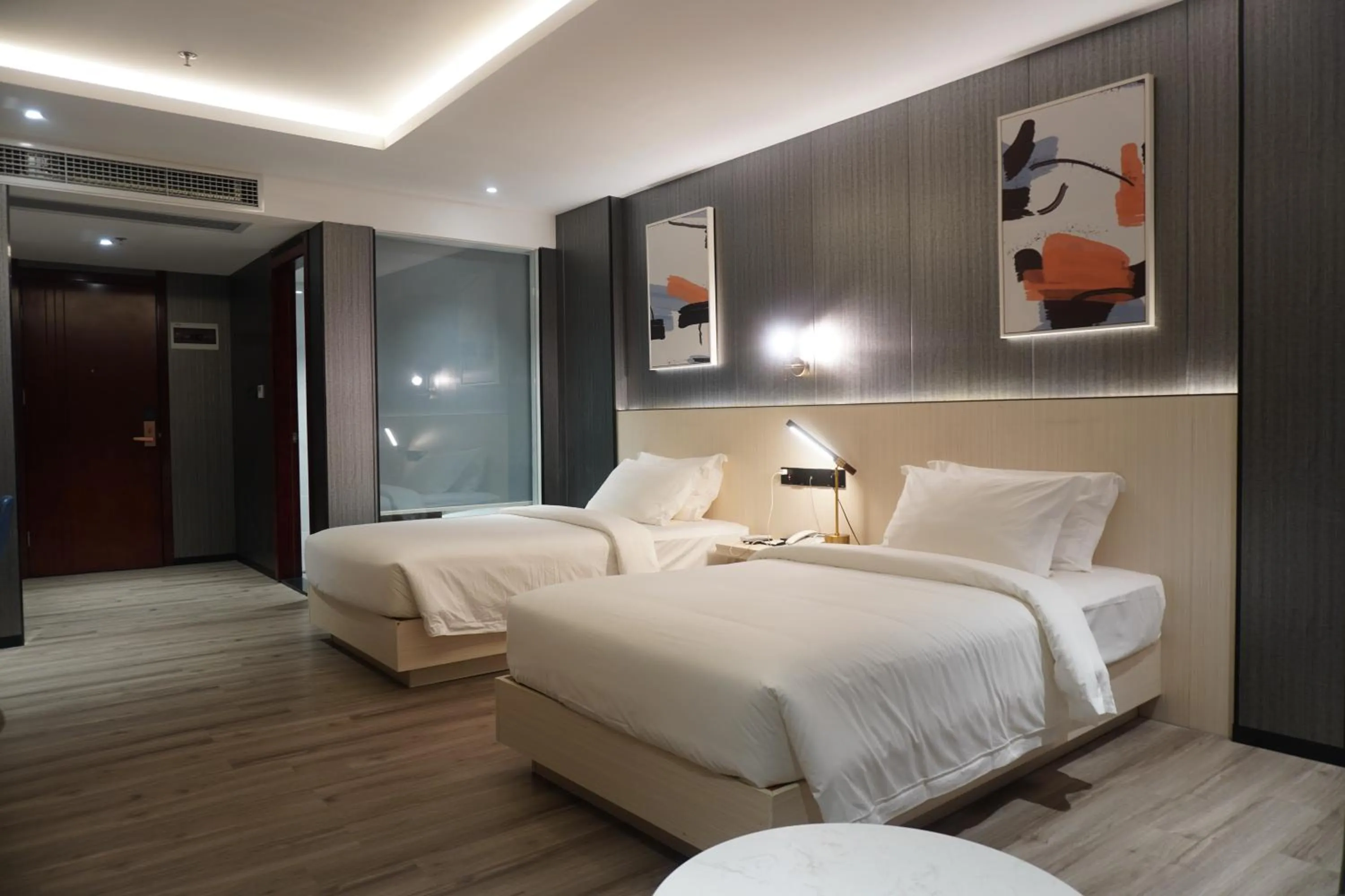 Bedroom, Bed in Joy Hotel