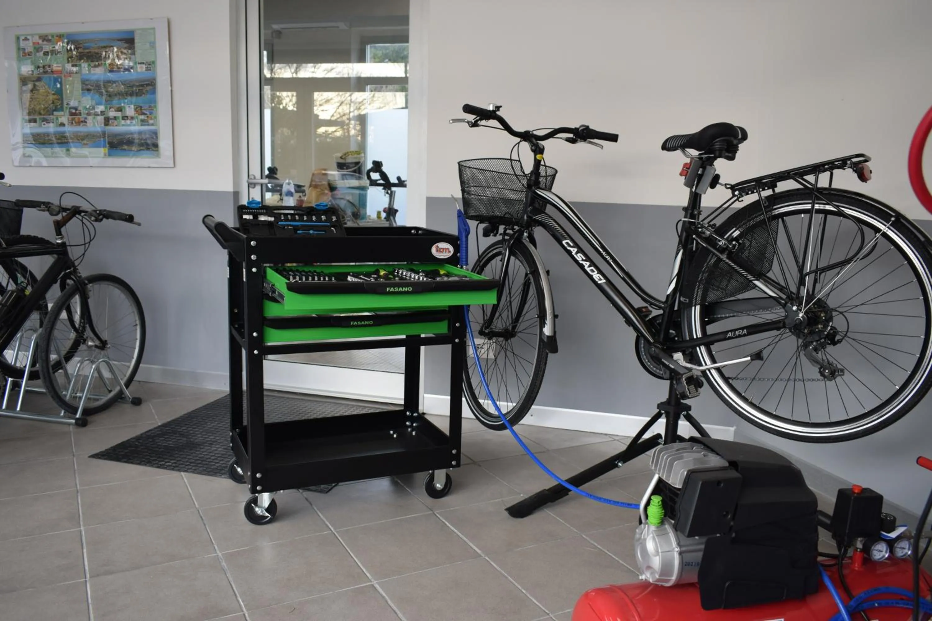 Cycling in Parkhotel Montigeto