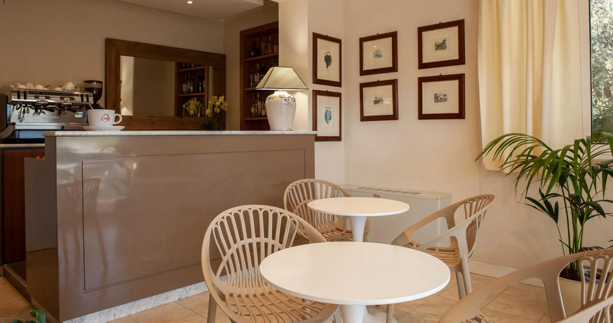 Lounge or bar in Parkhotel Montigeto