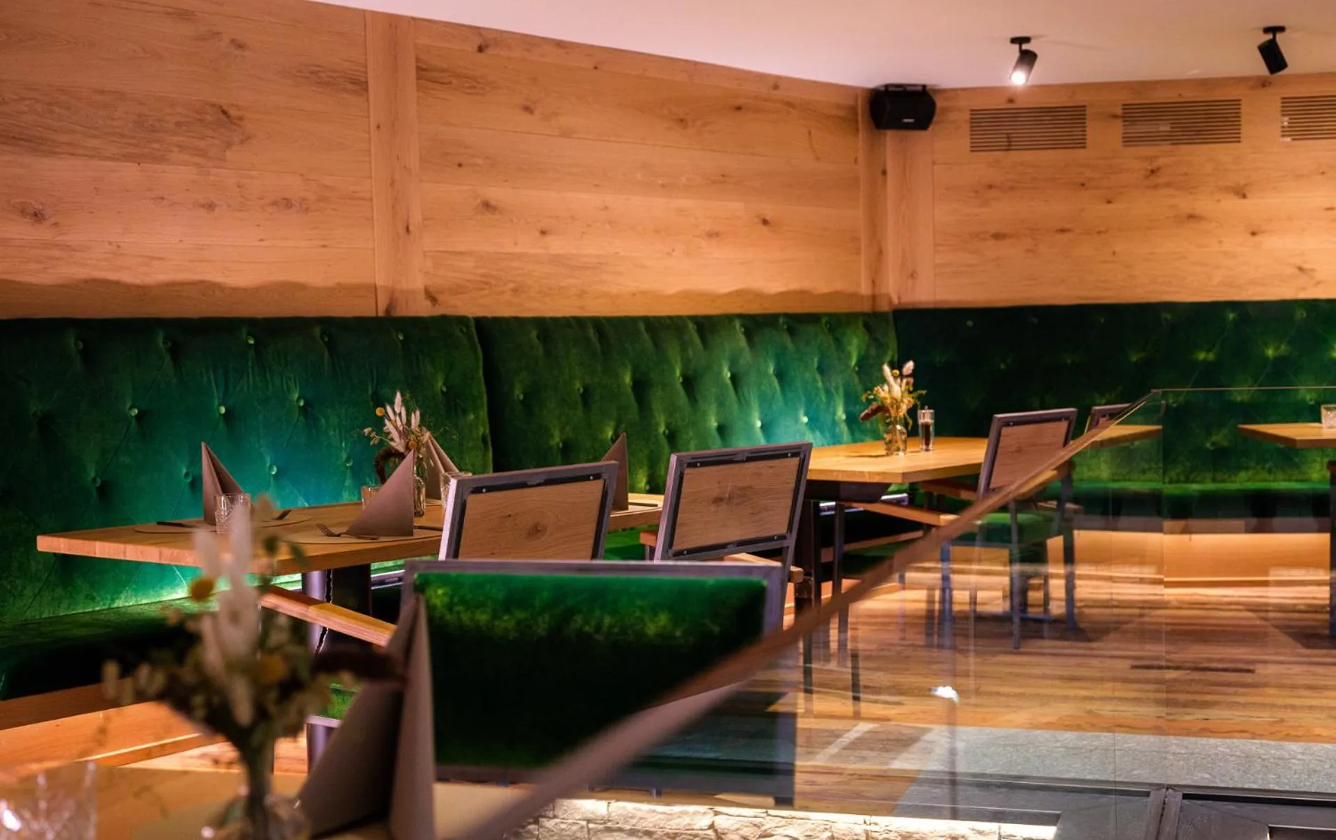 Restaurant/places to eat in Hotel Tannenhof