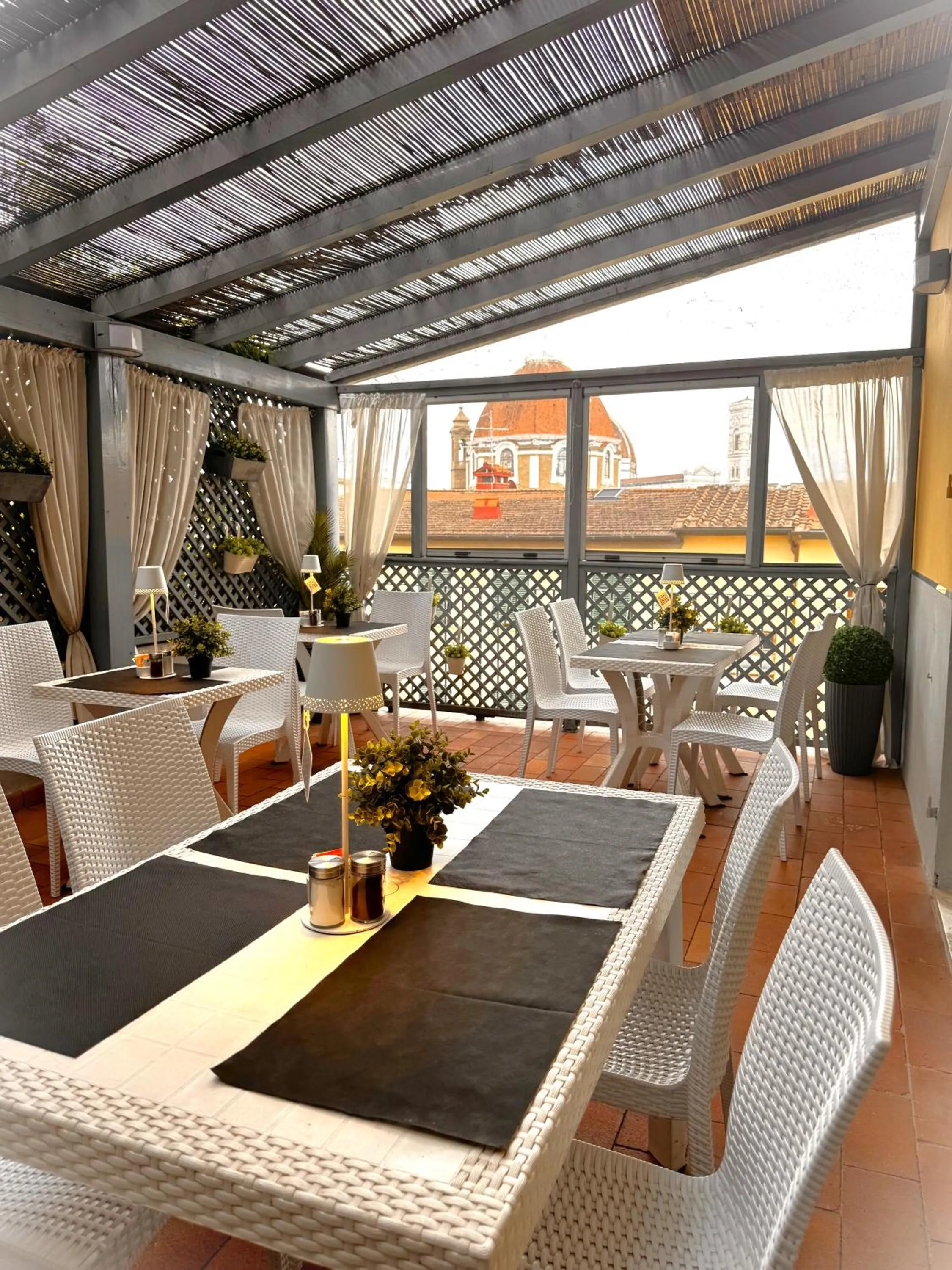 Balcony/Terrace in Hotel Alinari