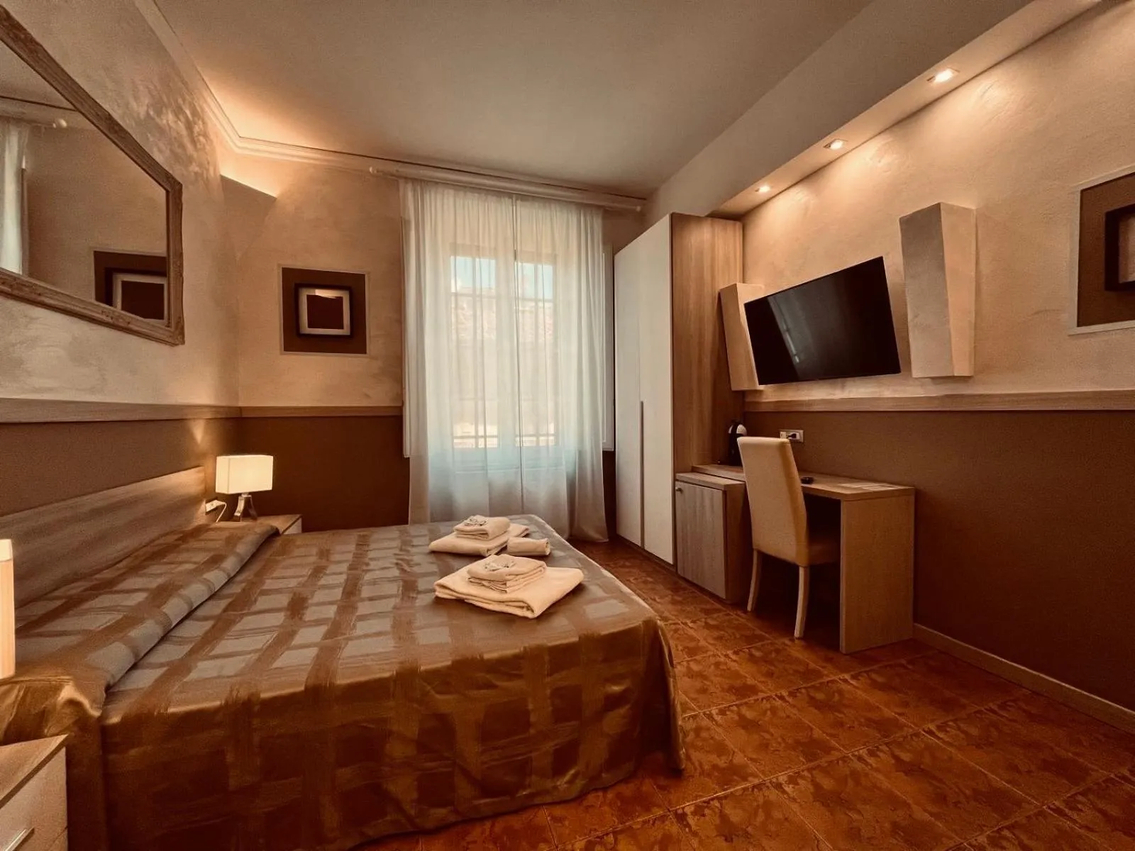 Bed in Hotel Alinari