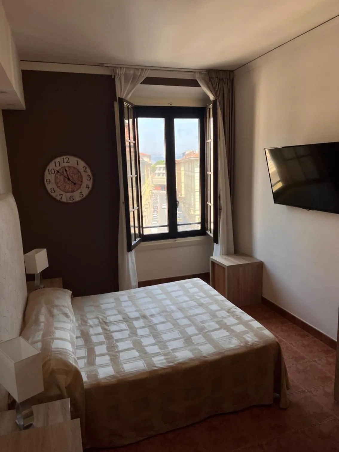 Bed in Hotel Alinari