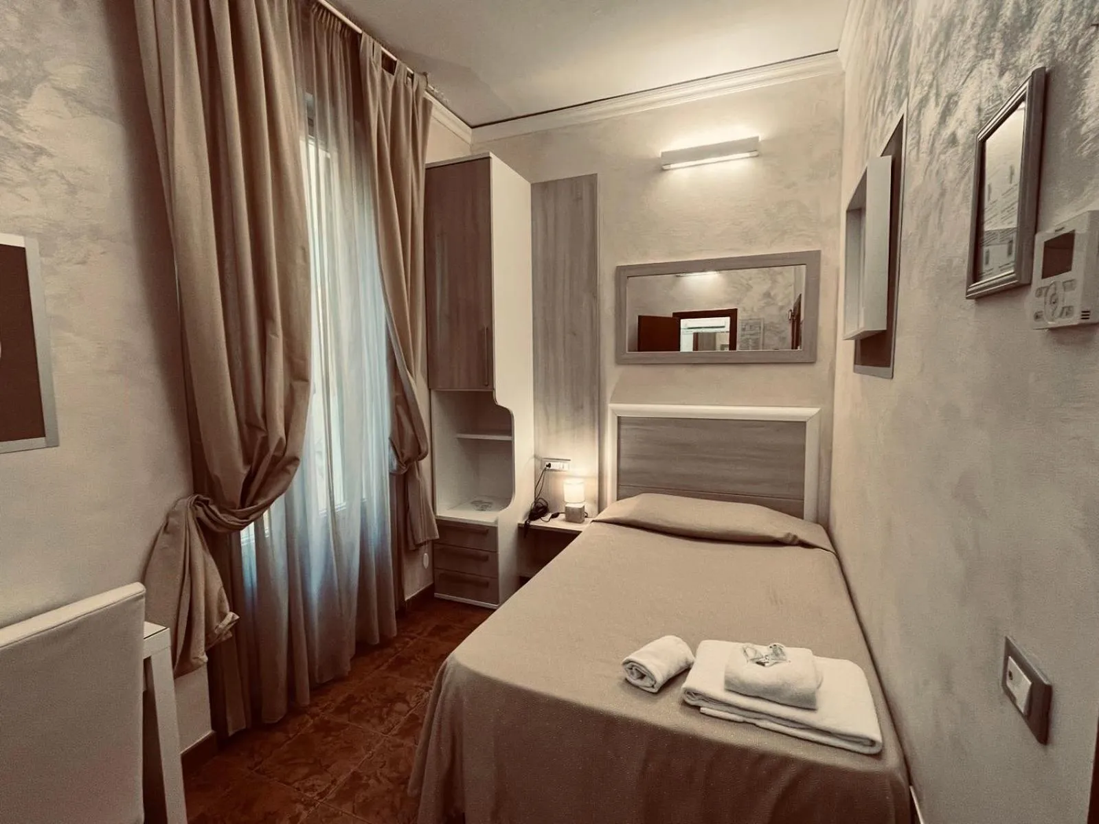 Bed in Hotel Alinari