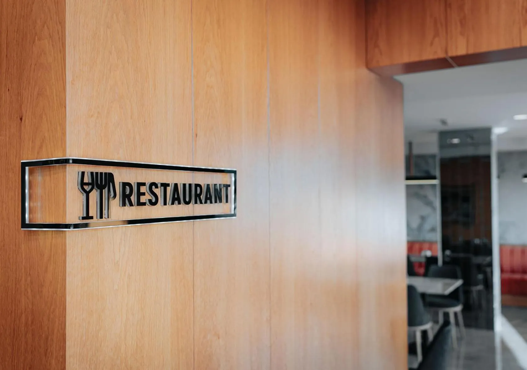 Text overlay in Invite Hotel Corner Trabzon