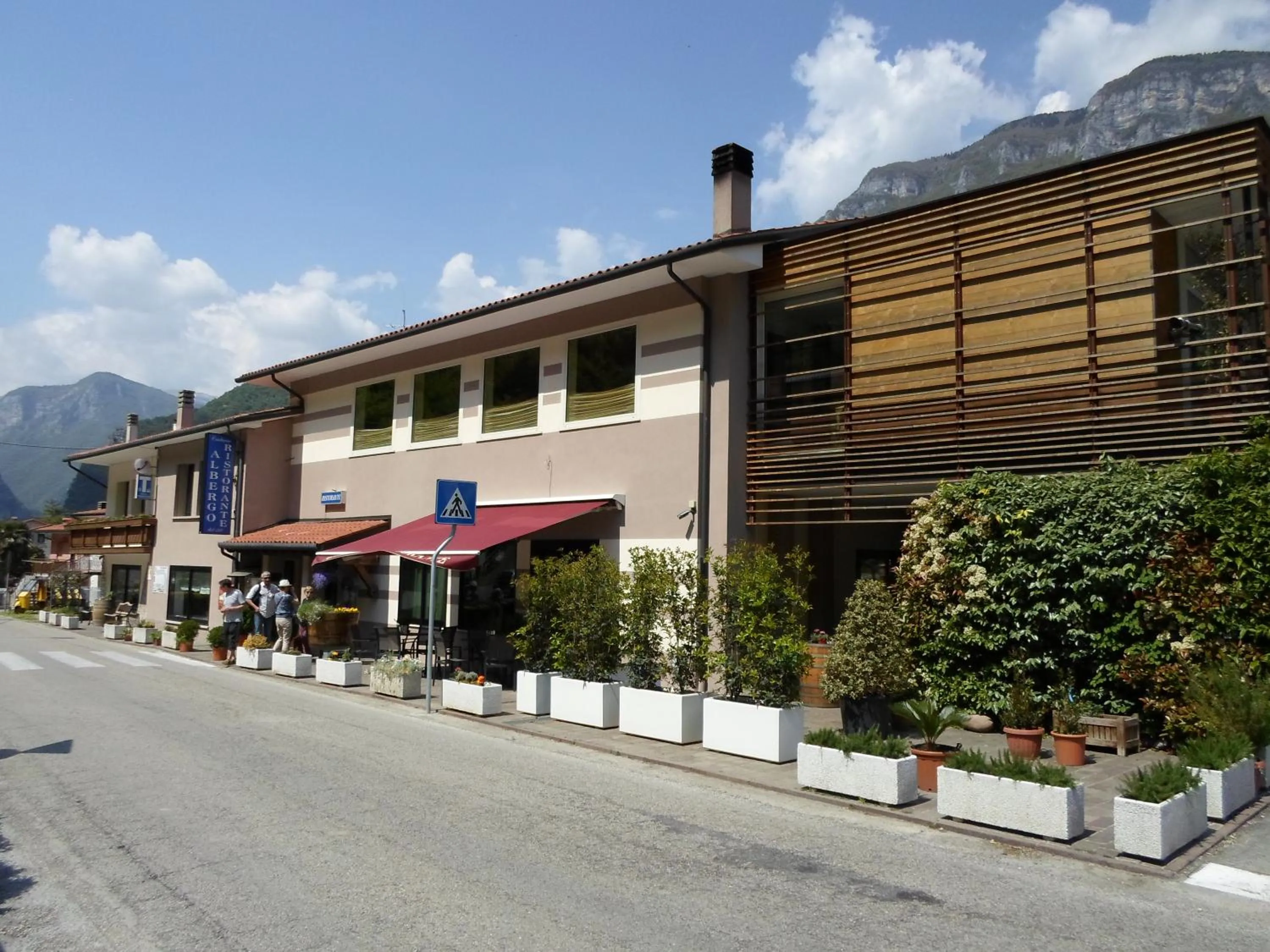 Property building in Contra' Contarini